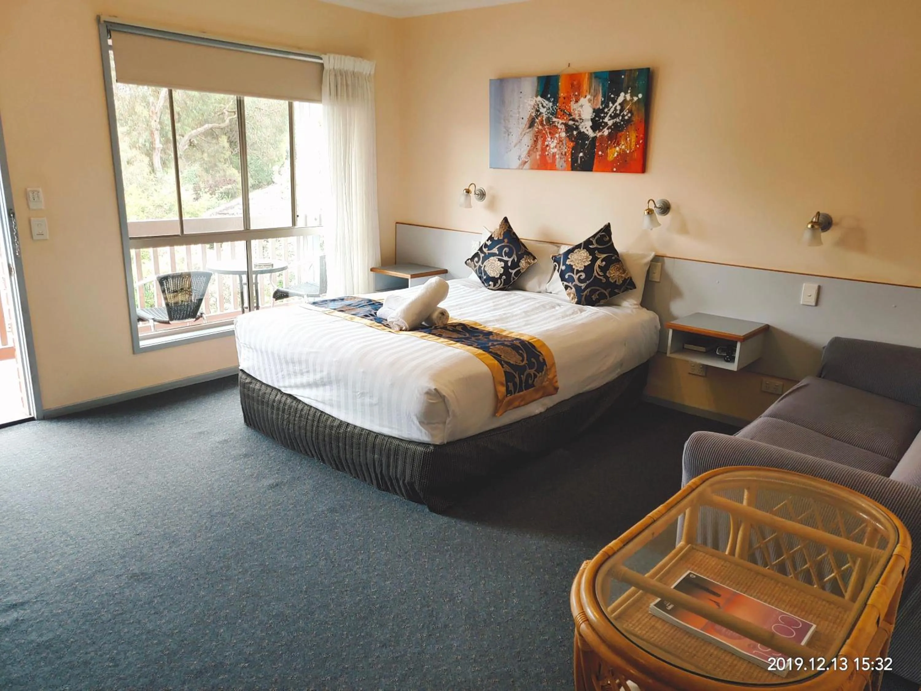 Bed in Coachman Motel and Holiday Units