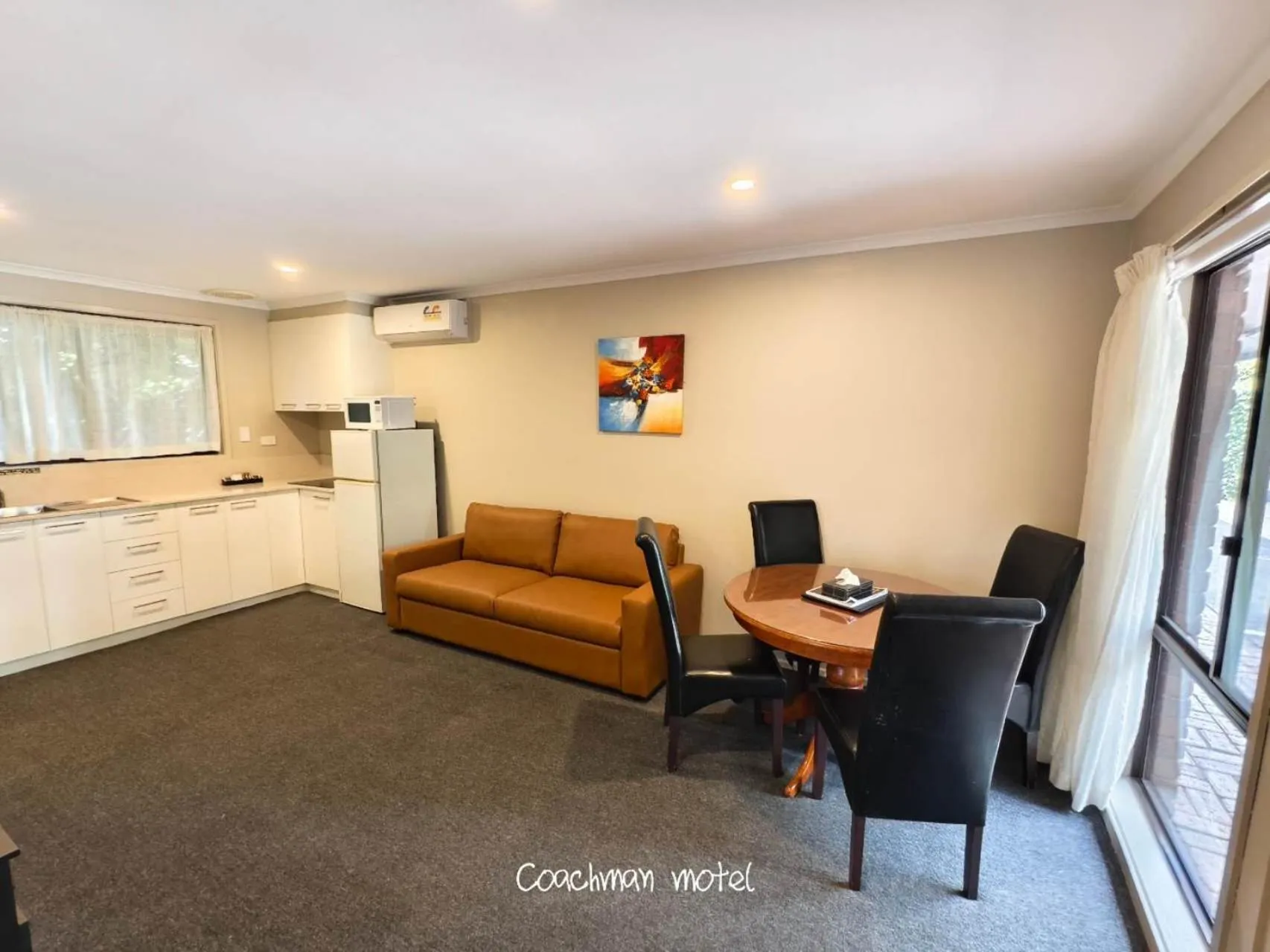 Coachman Motel and Holiday Units