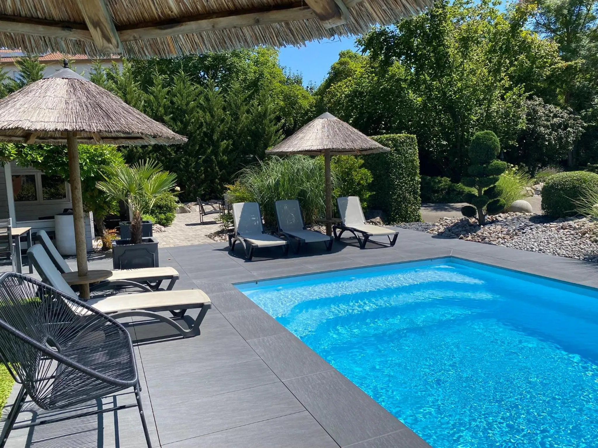 Swimming pool in Les Rives des Habsbourg