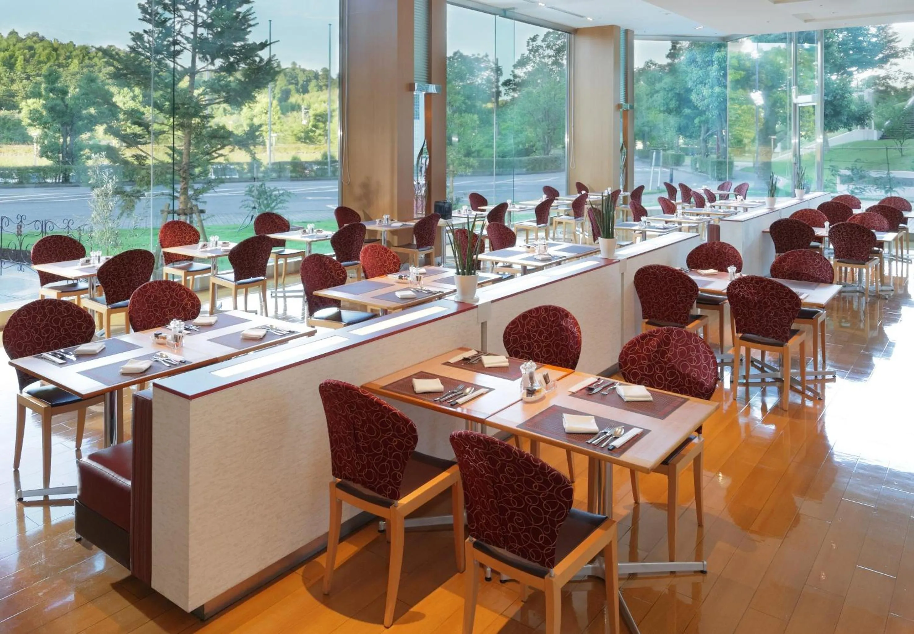 Restaurant/places to eat in ANA Crowne Plaza Narita by IHG