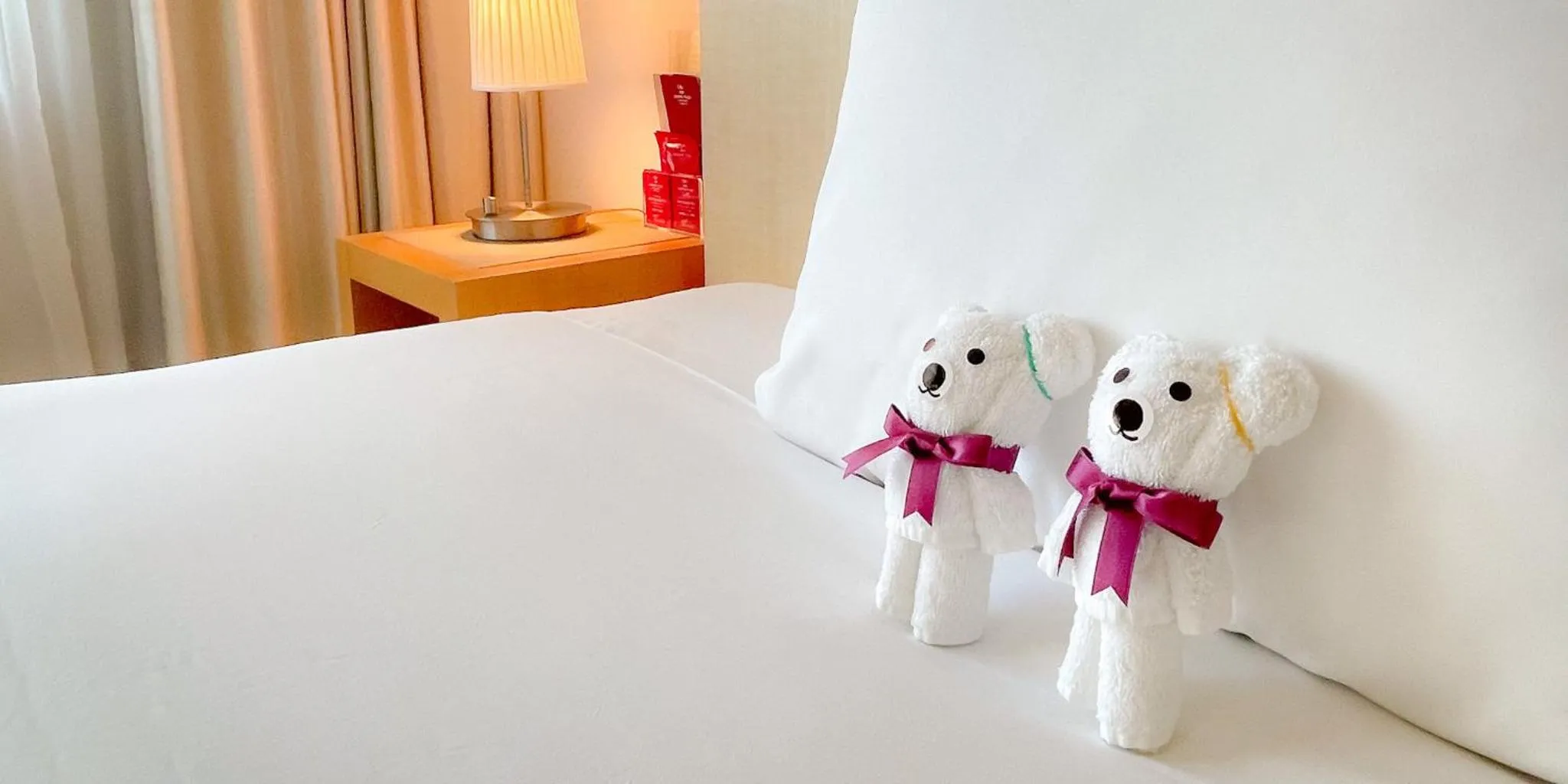 Photo of the whole room, Bed in ANA Crowne Plaza Narita by IHG