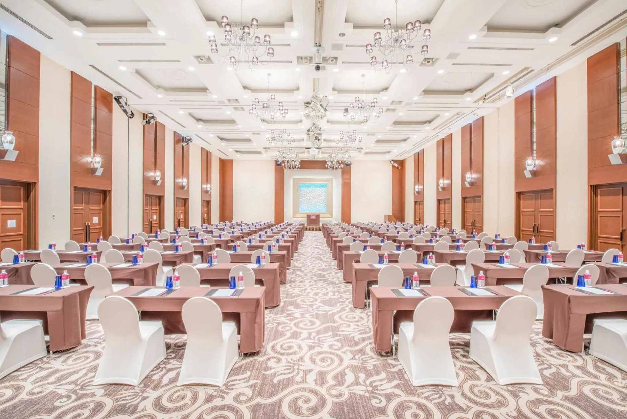 Meeting/conference room in ANA Crowne Plaza Narita by IHG