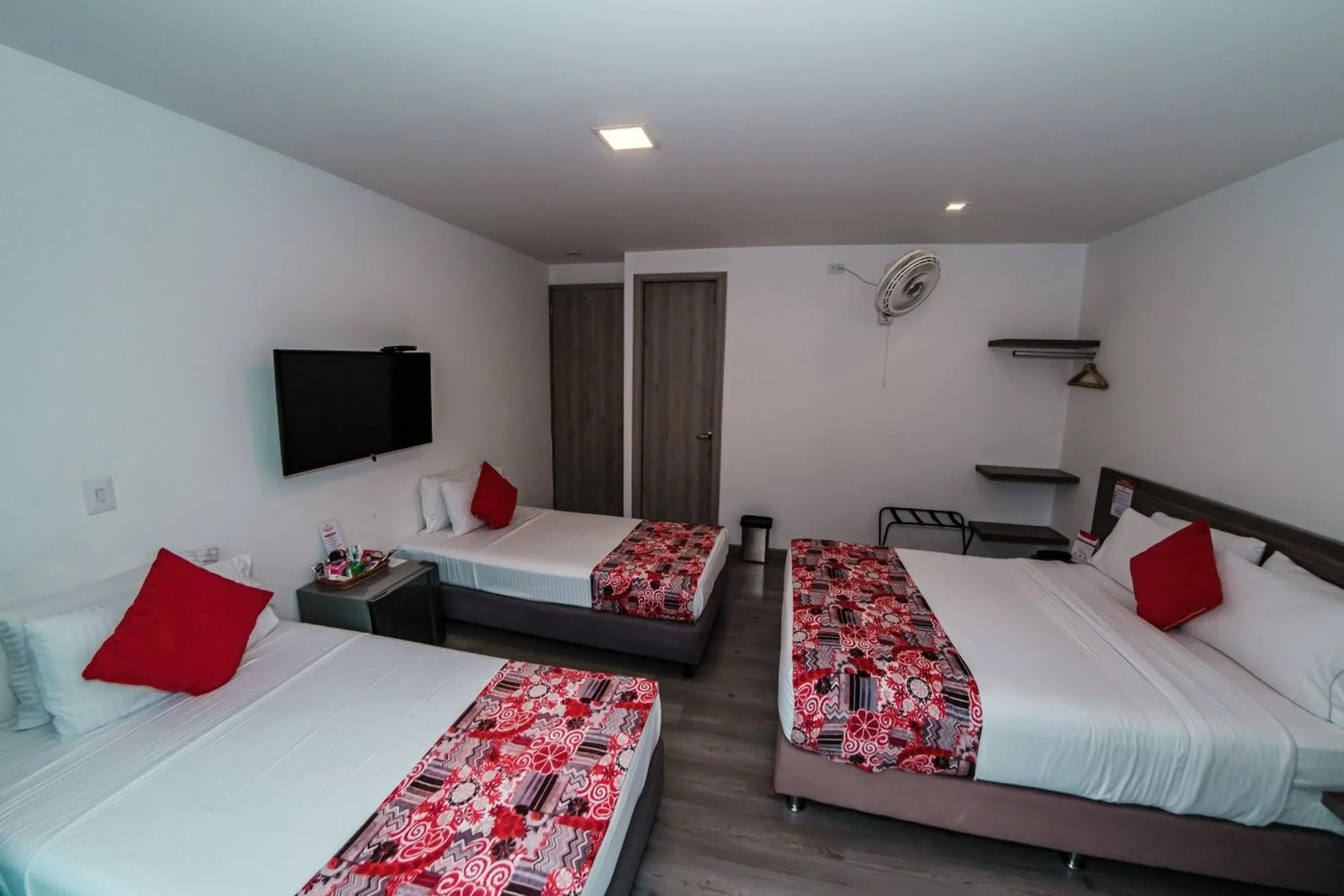 Classic Triple Room in Hotel Portal Del Norte Classic Triple Room in Hotel Portal Del Norte