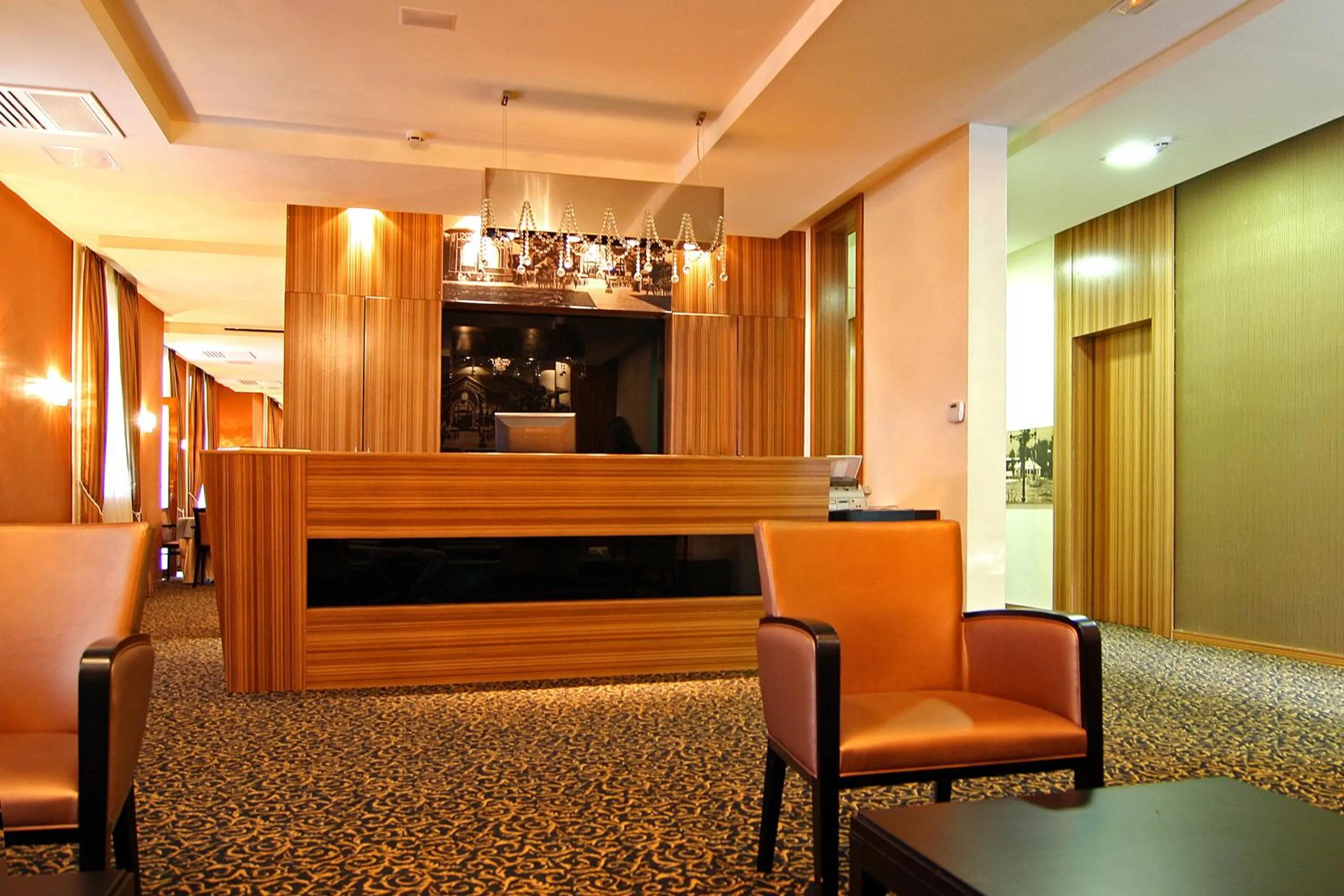 Lobby or reception in Hotel Crystal
