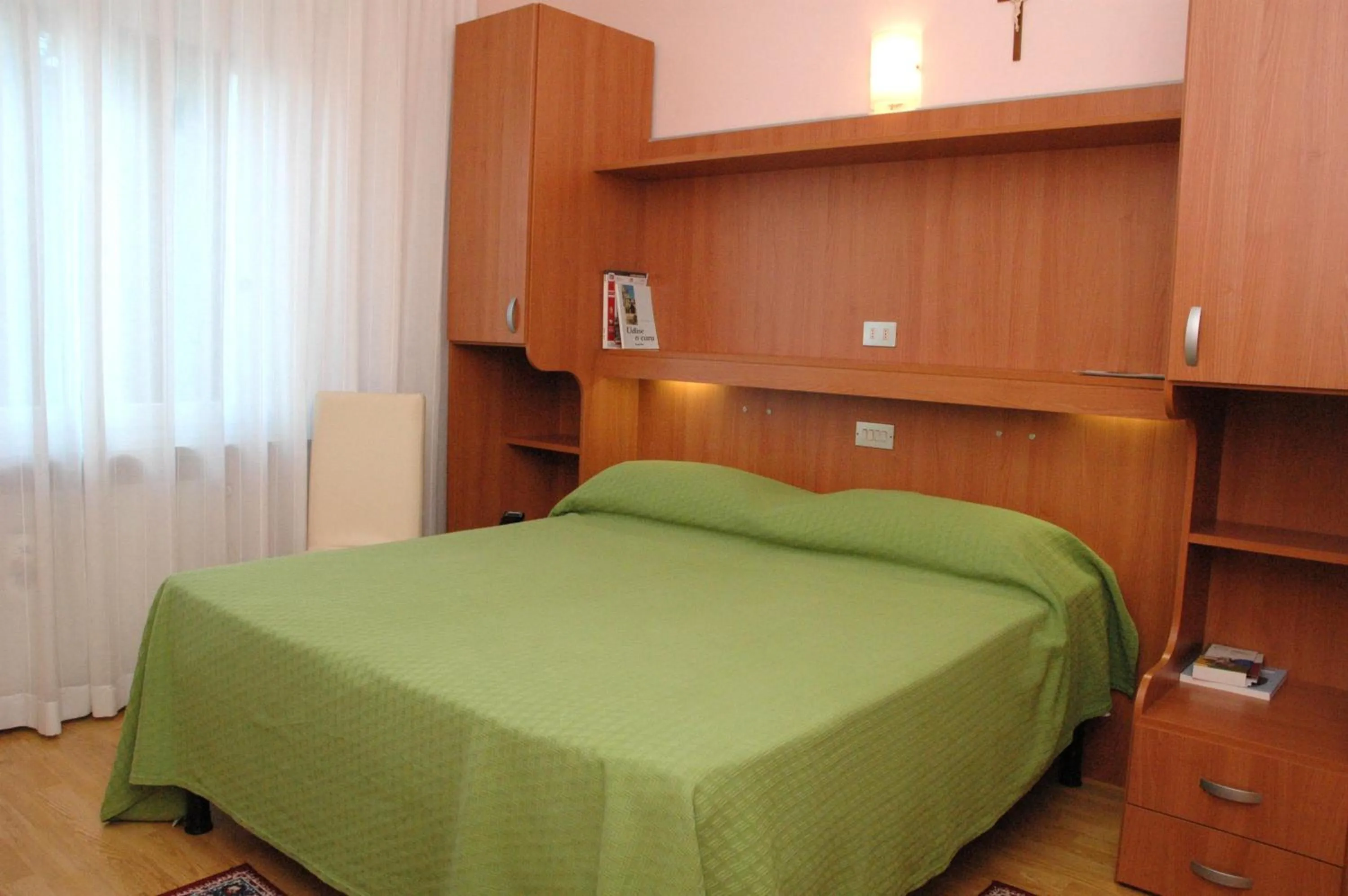 Bed in Hotel Da Angela