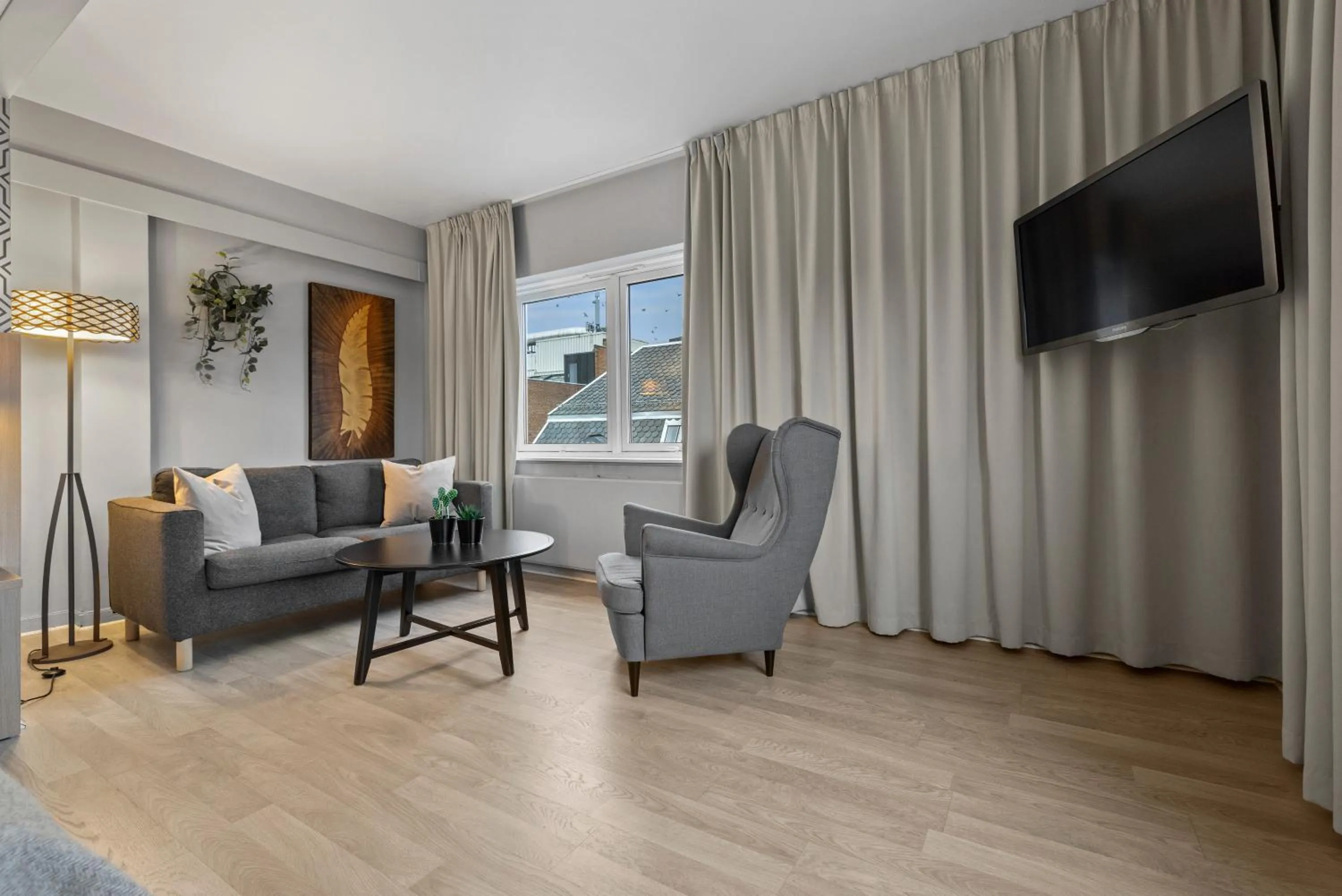 Seating area in Home Hotel Astoria