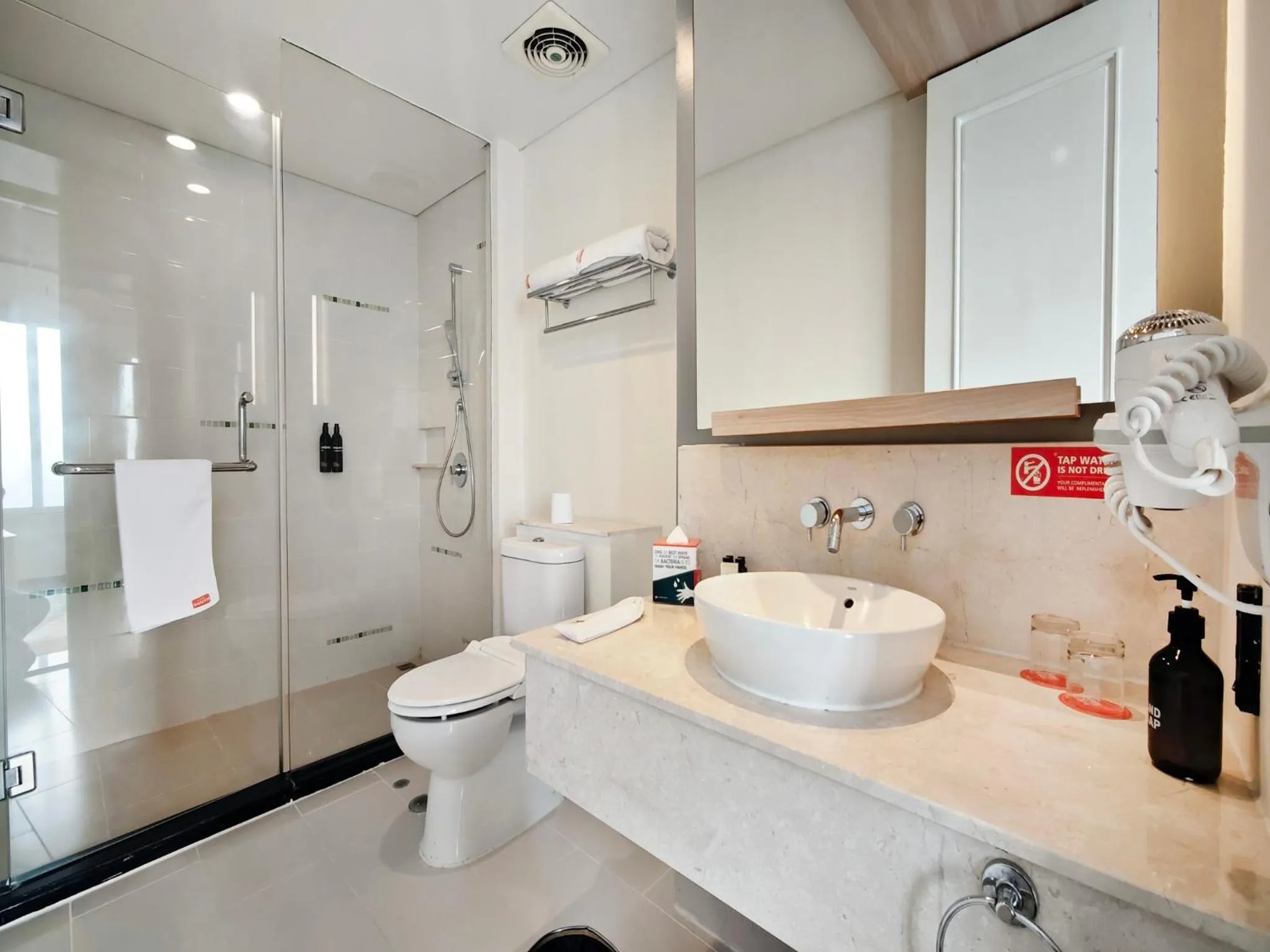 Bathroom in HARRIS Suites fx Sudirman