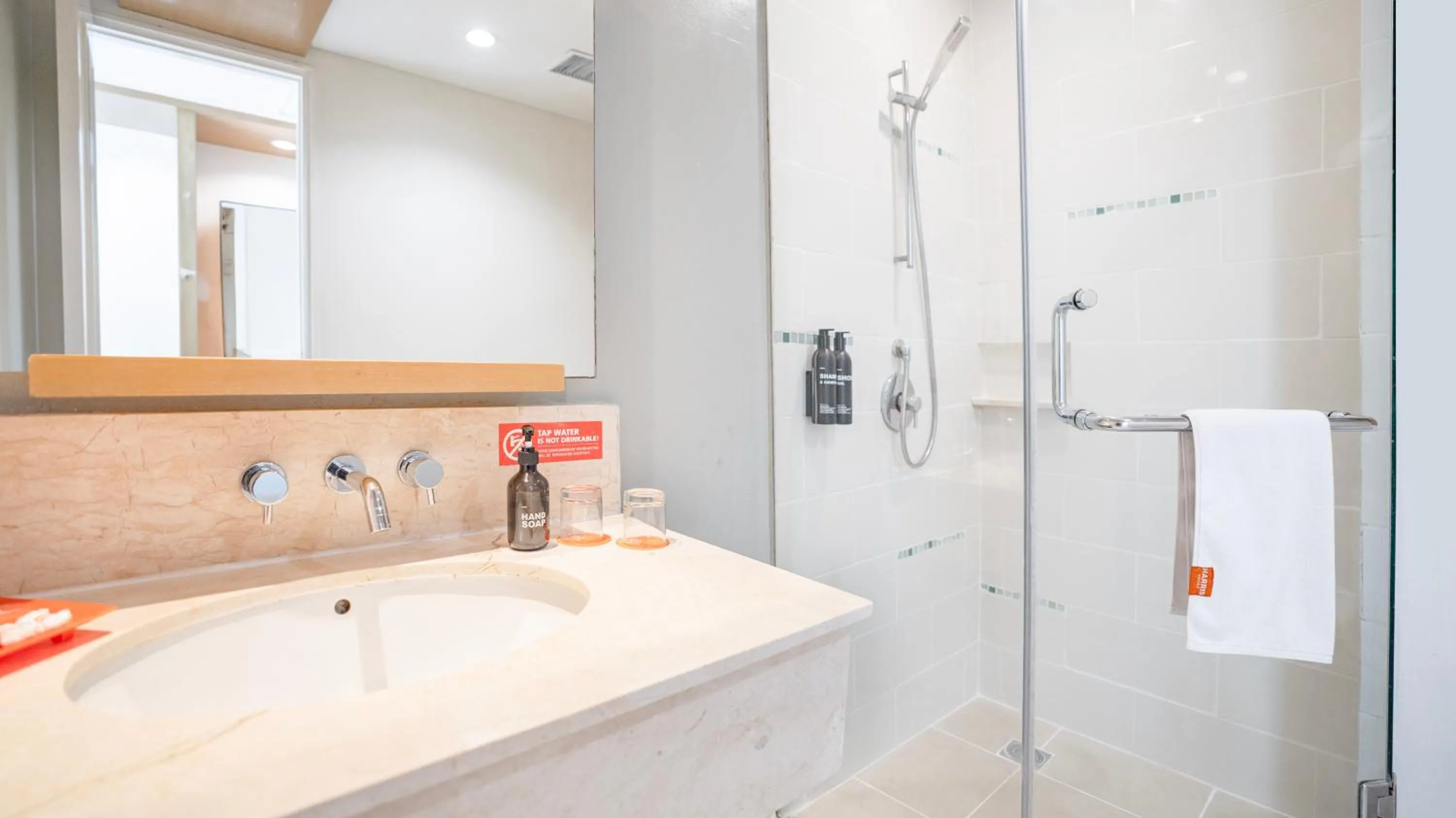 Bathroom in HARRIS Suites fx Sudirman