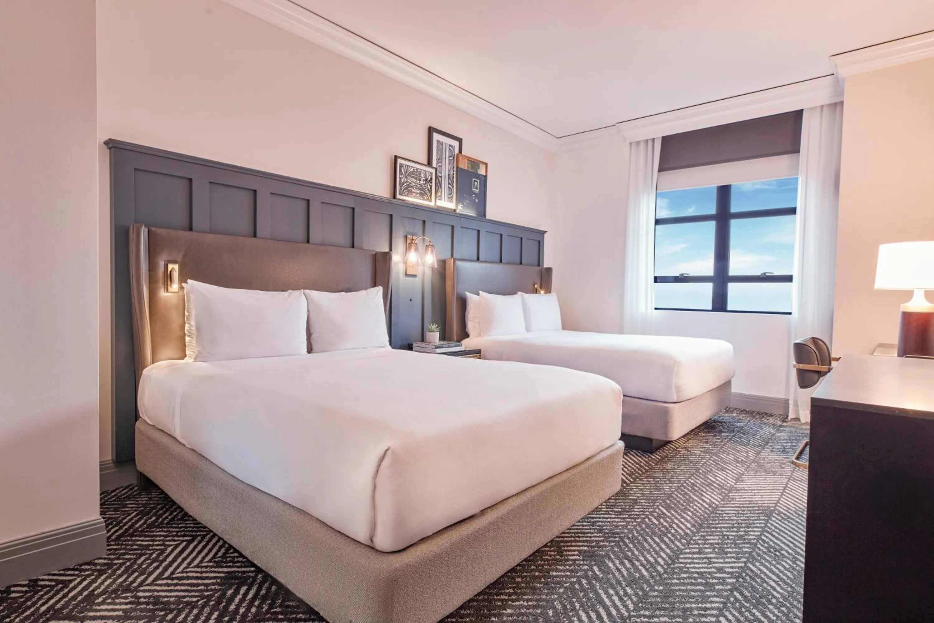 Photo of the whole room, Bed in The Dagny Boston