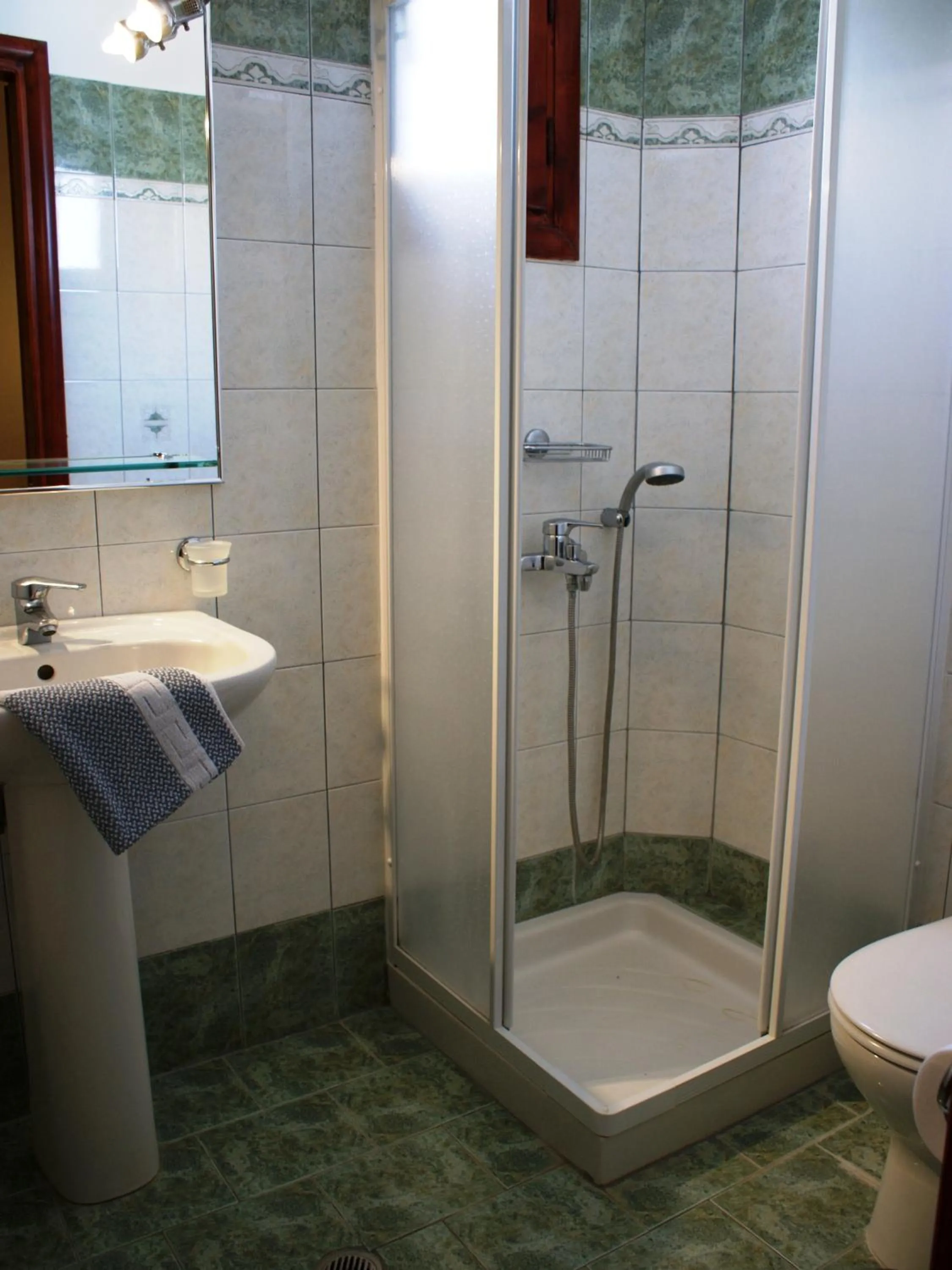 Bathroom in Plaka Hotel I