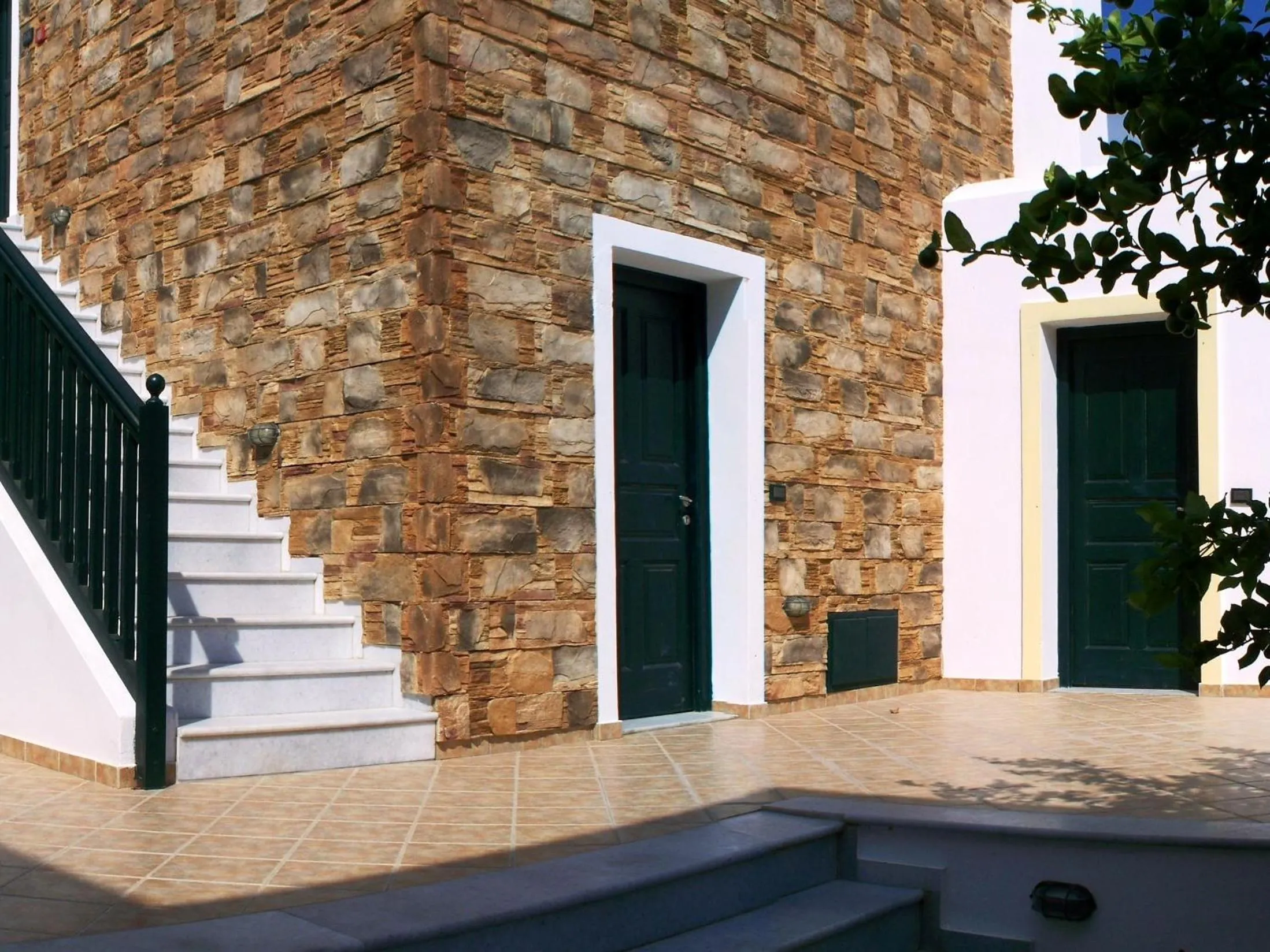 Facade/entrance in Plaka Hotel I