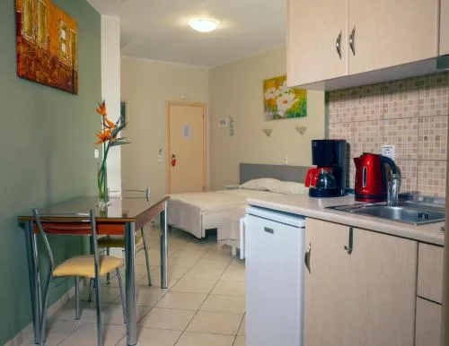 Hotel Loukas Vrachos