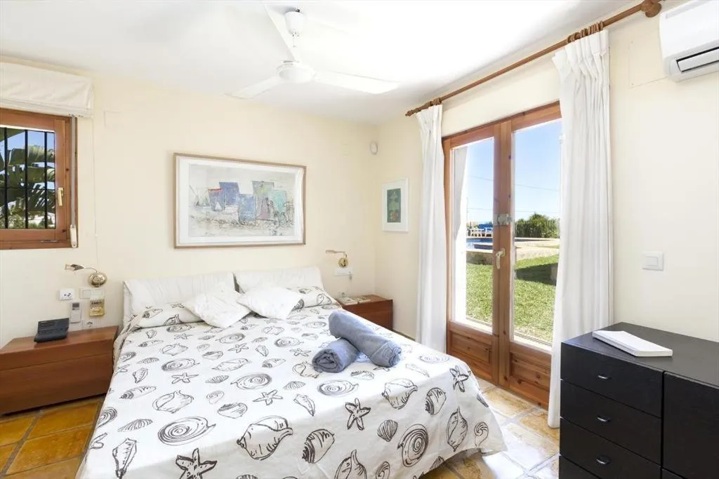 Bed in Sol de Mar 34 by homeprive