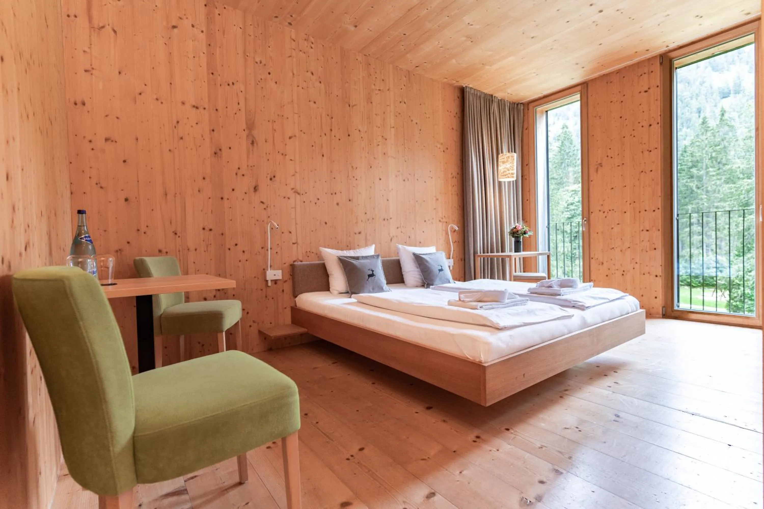Photo of the whole room, Bed in Alpenhotel Ammerwald