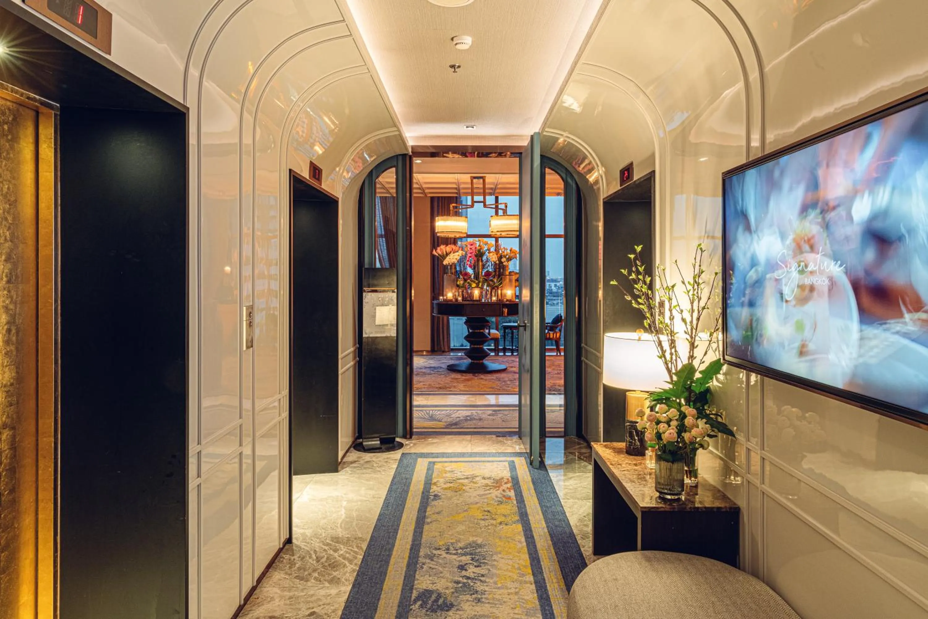 Restaurant/places to eat in VIE Hotel Bangkok - MGallery Collection