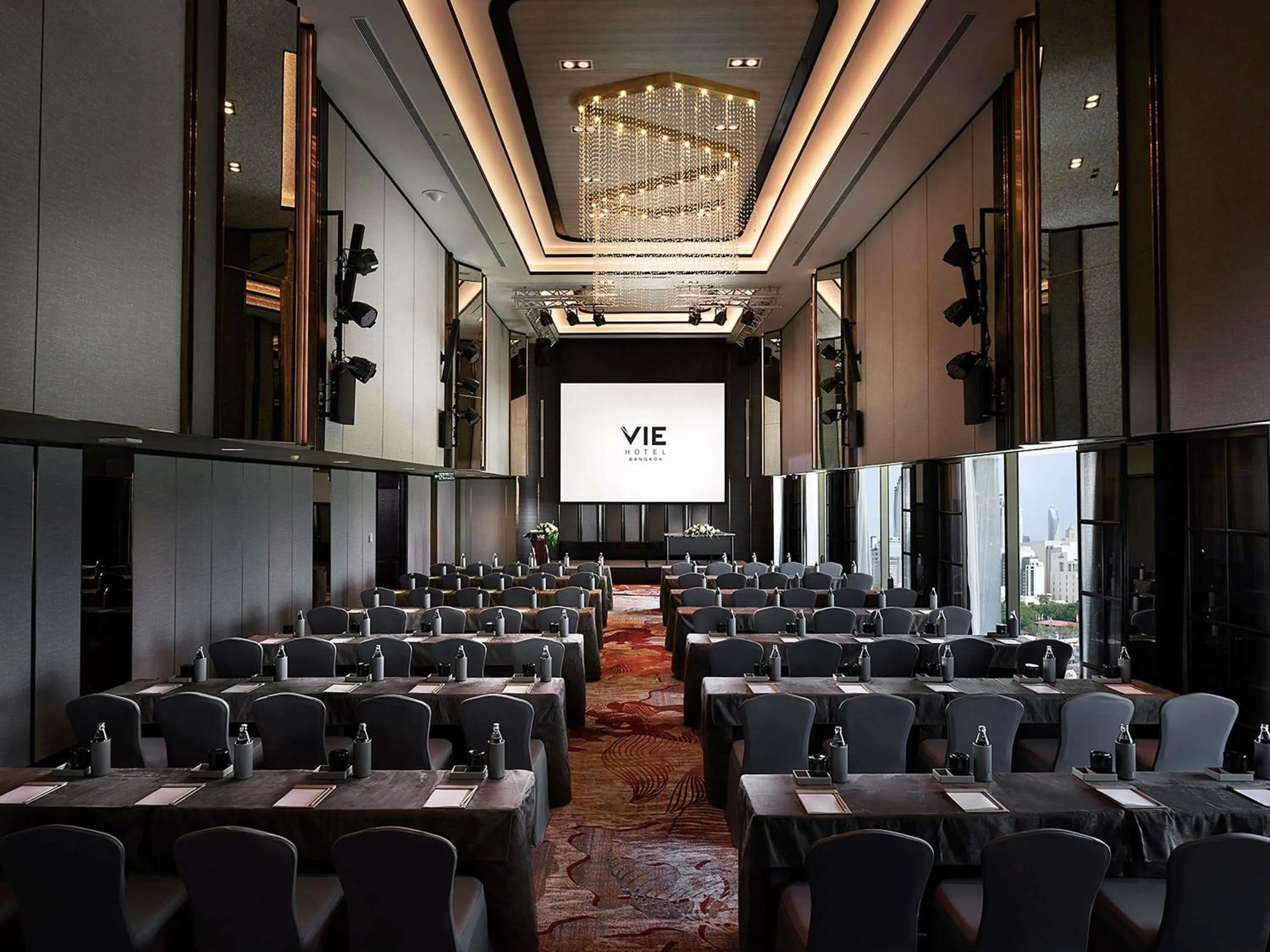 Meeting/conference room in VIE Hotel Bangkok - MGallery Collection