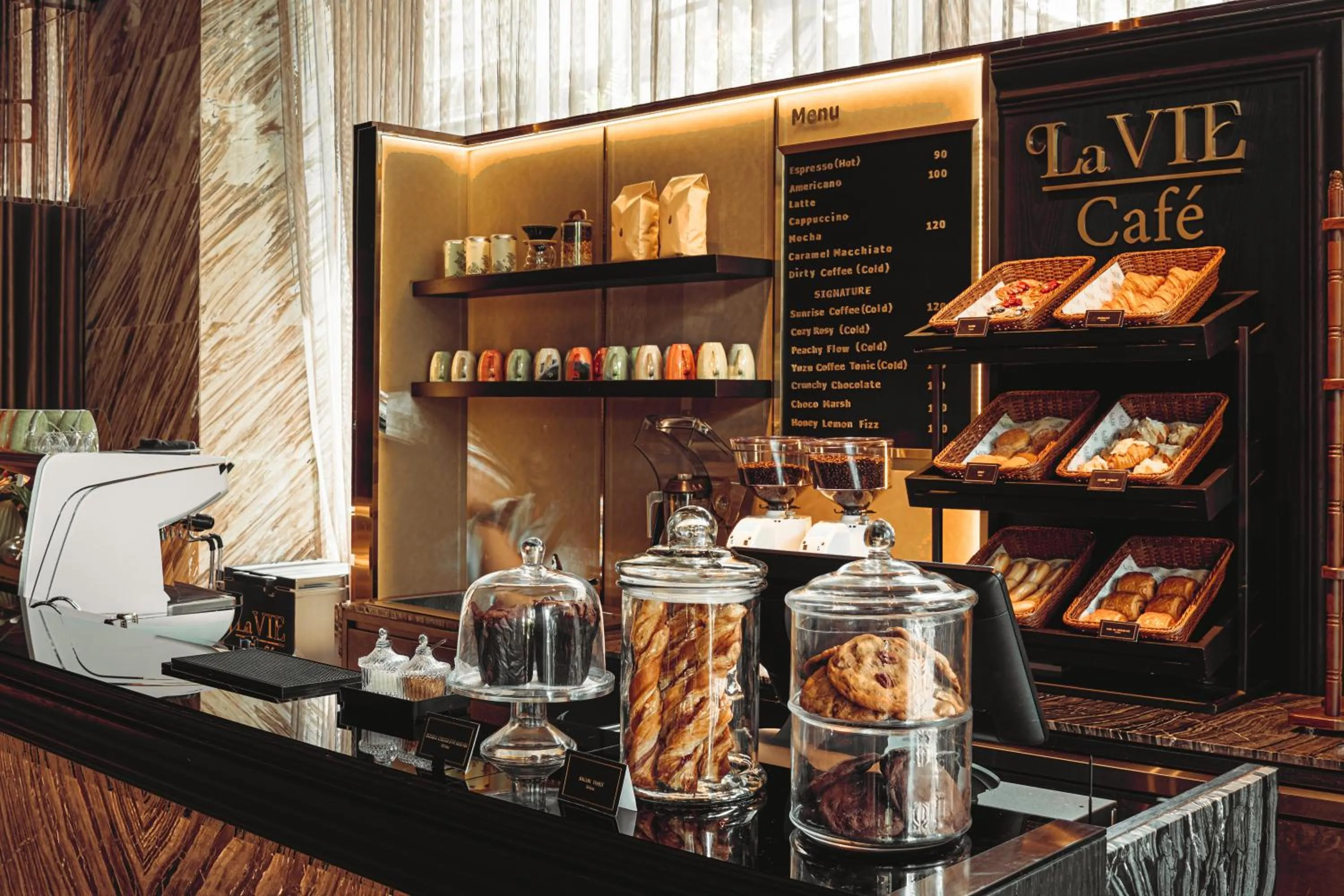 Coffee/tea facilities in VIE Hotel Bangkok - MGallery Collection