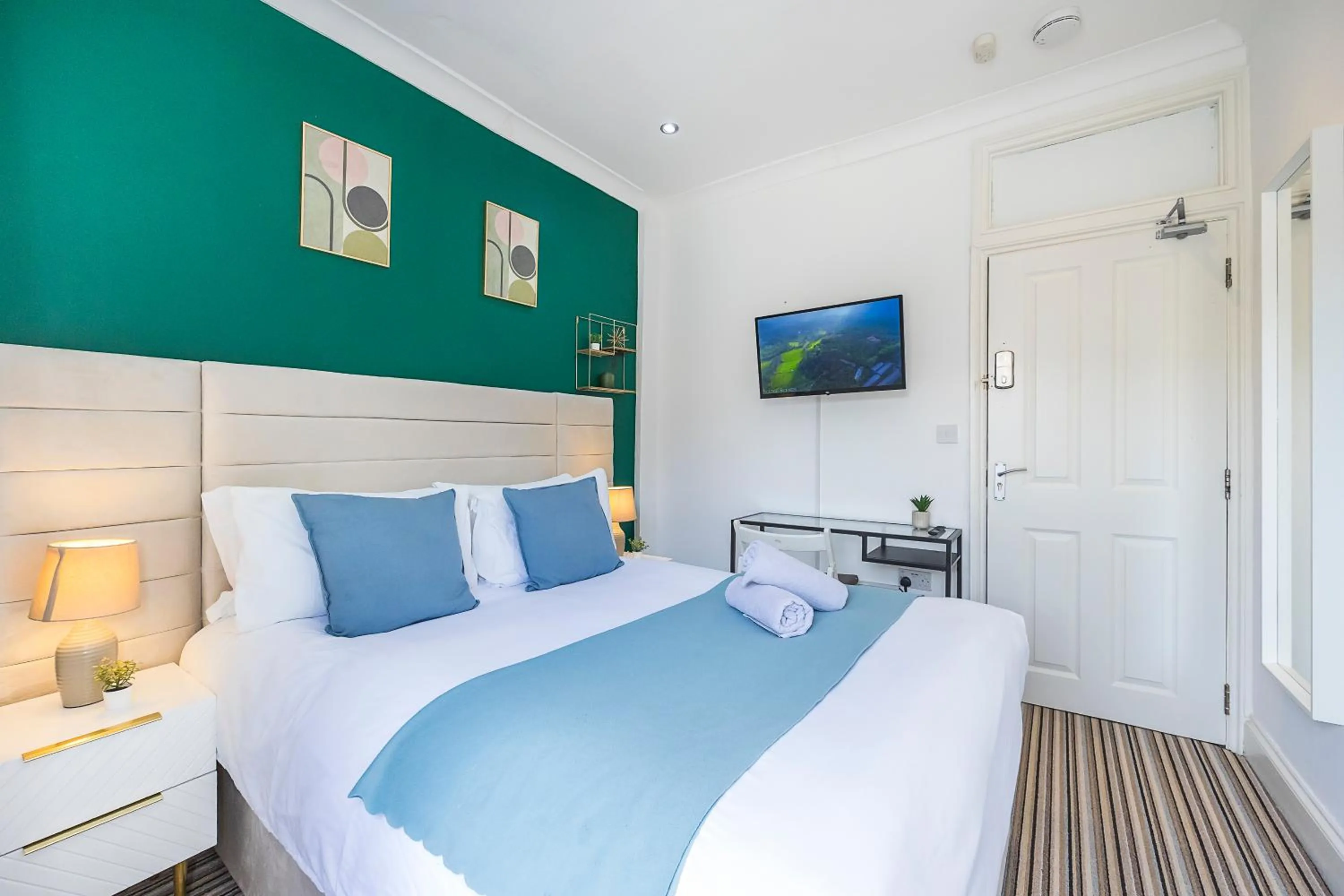 Bed in Verv Islington