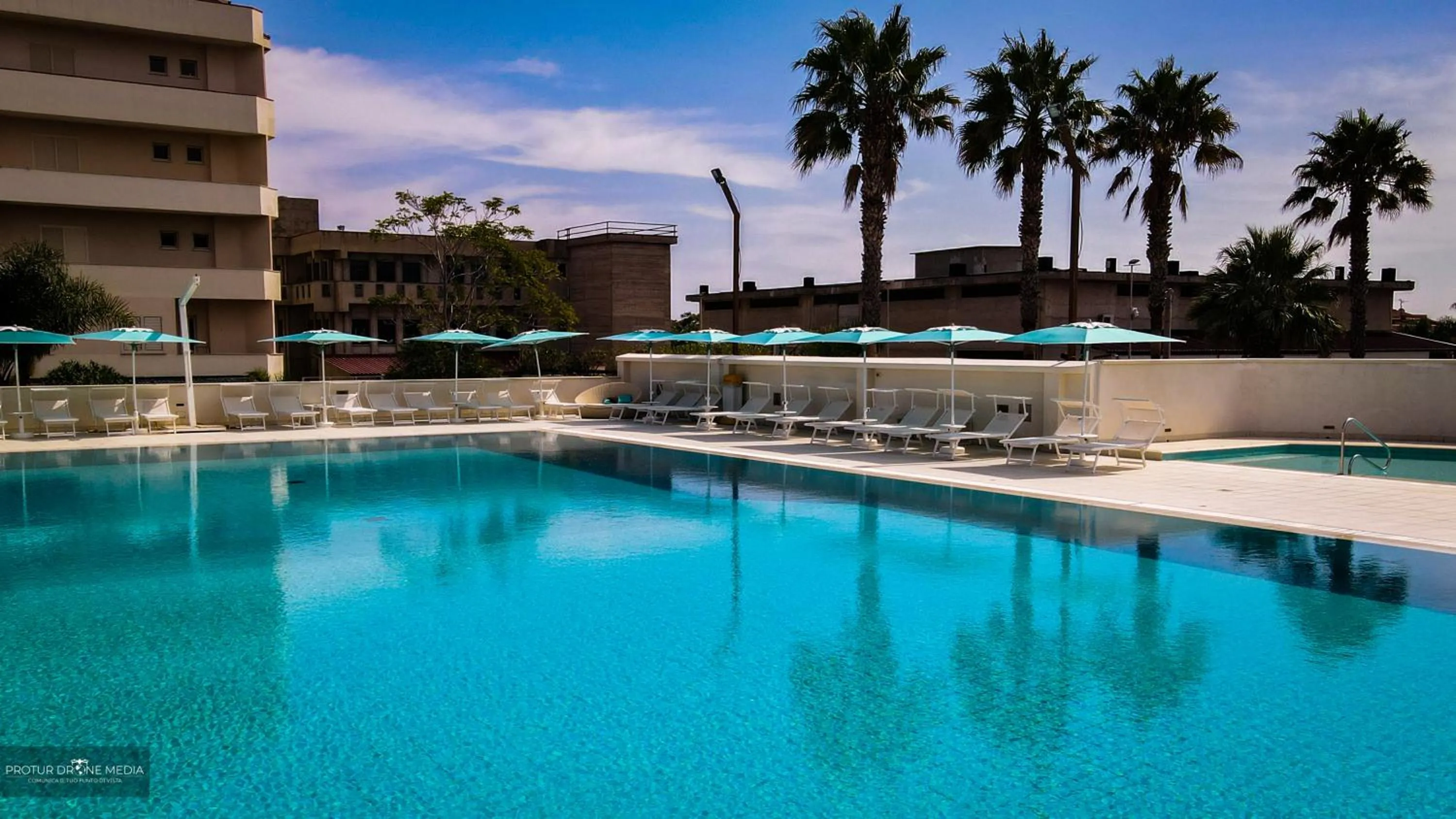 Swimming pool in Grand Hotel President