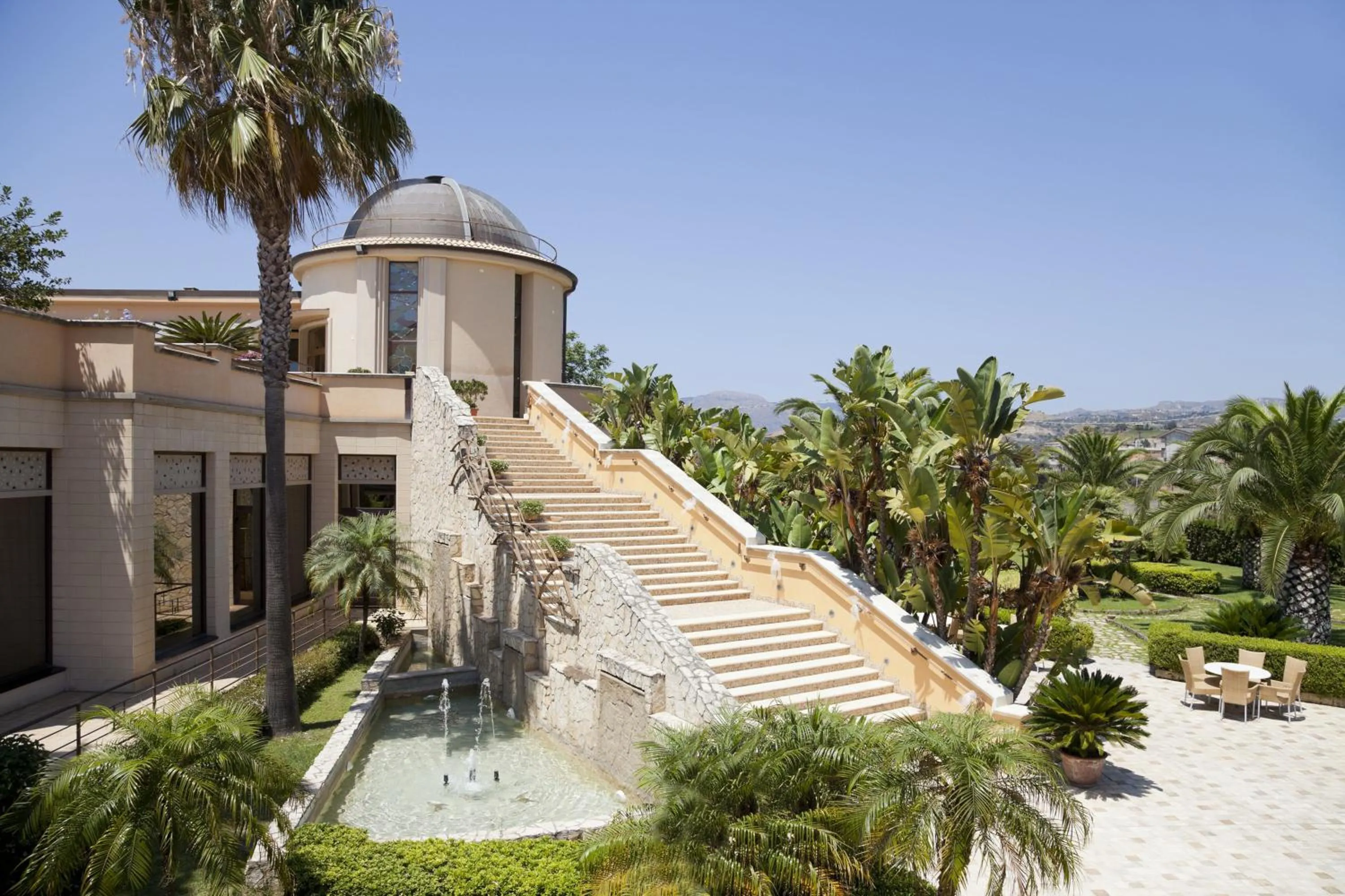 Day in Grand Hotel President