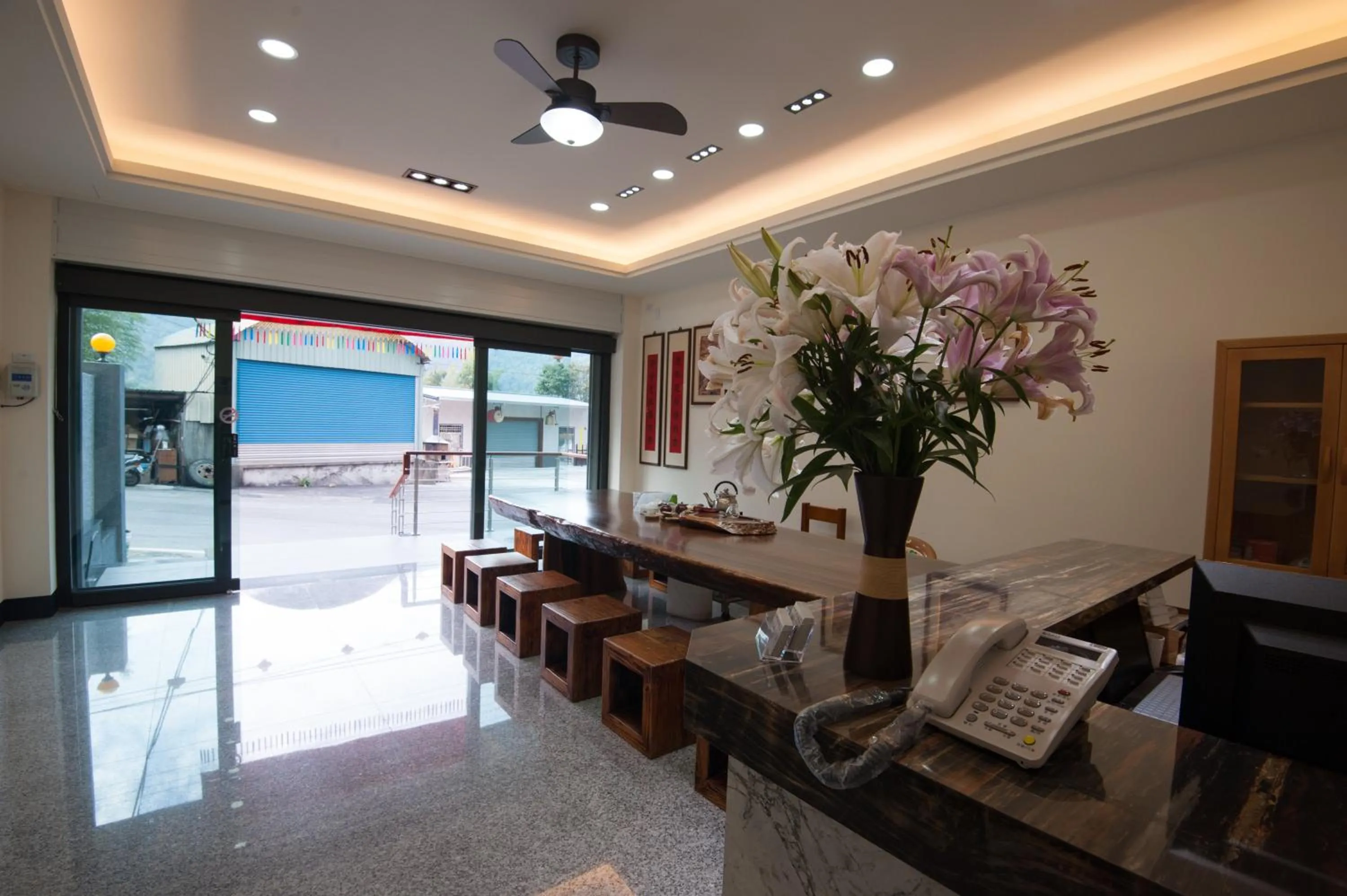 Facade/entrance in Habitat Heart B&B