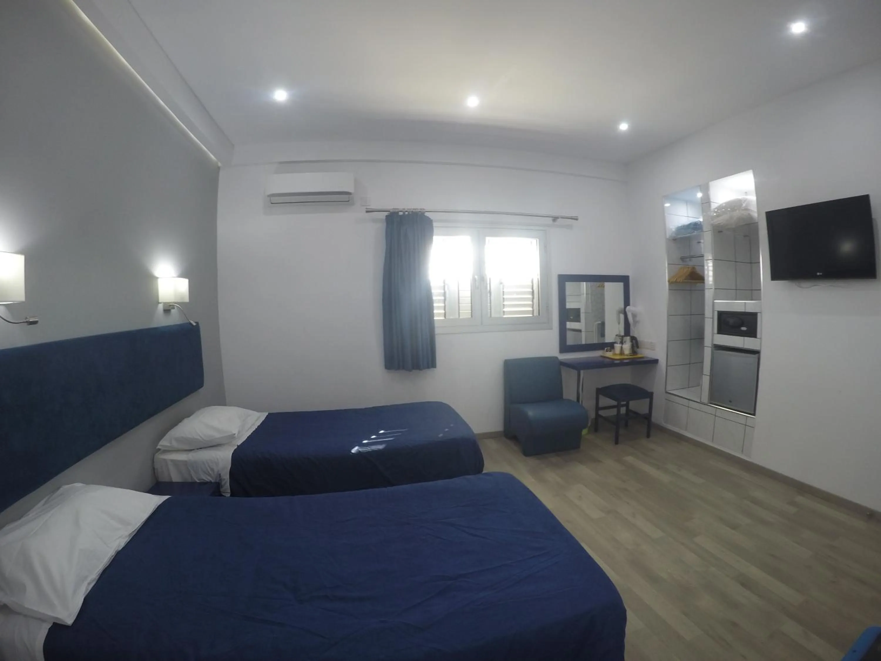 Photo of the whole room, Bed in Asty Hotel