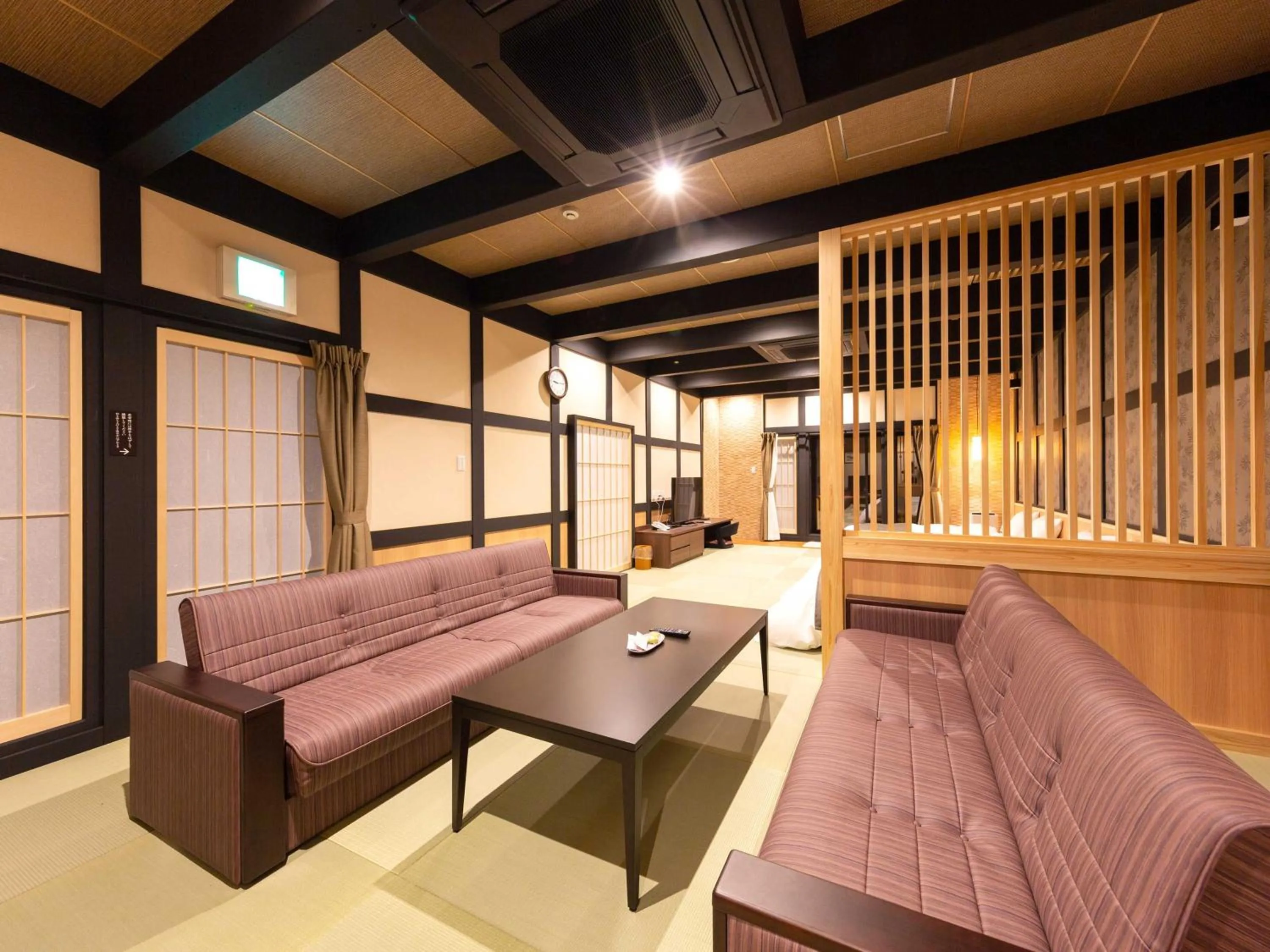 Seating area in Katsuragi Onsen Happuu No Yu
