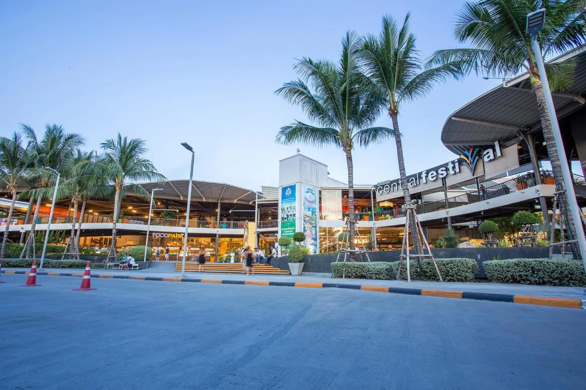 Supermarket/grocery shop in Nova Samui Resort