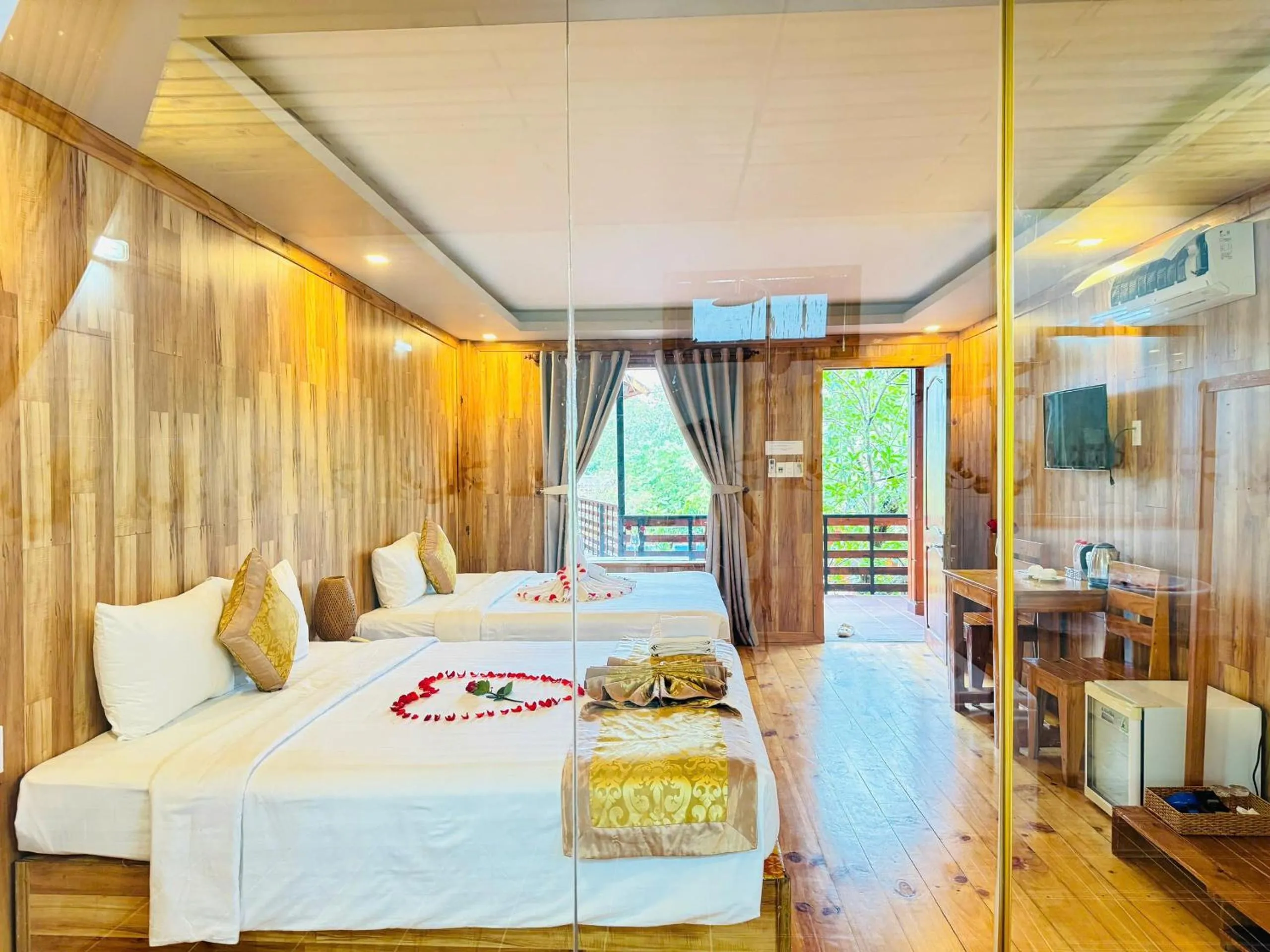 Bedroom, Bed in Ong Lang Garden Resort