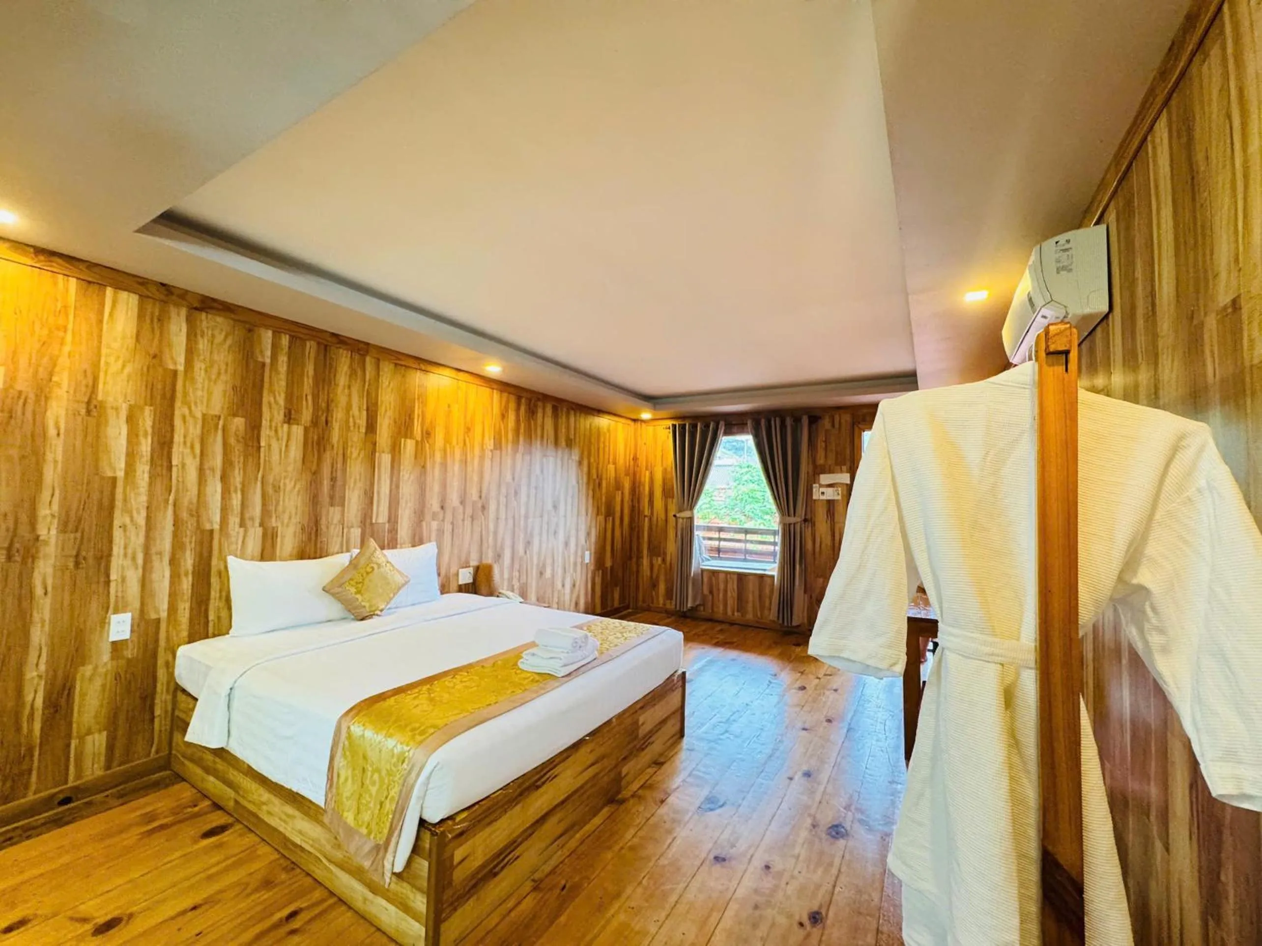 Bedroom, Bed in Ong Lang Garden Resort