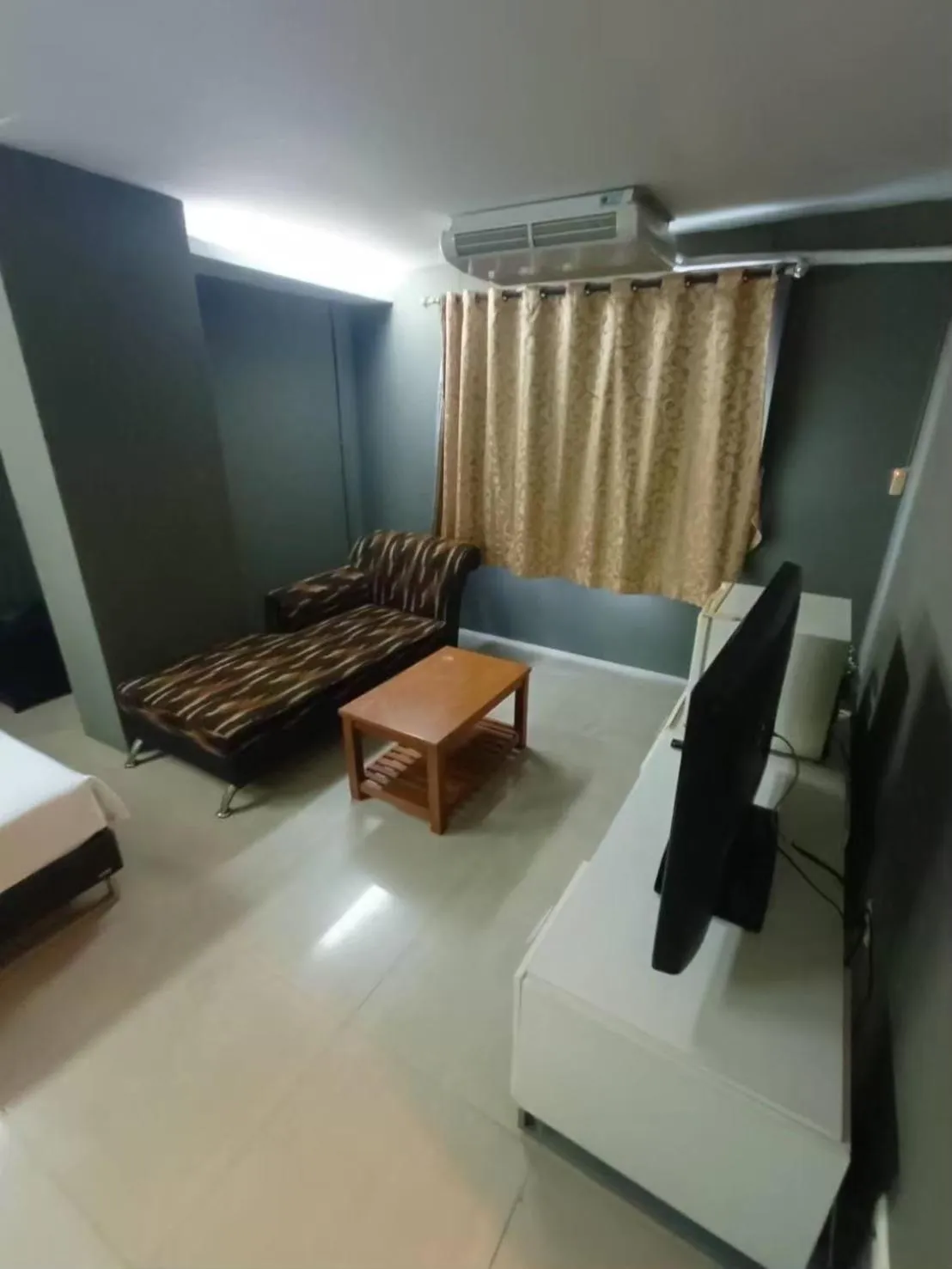 Bed in Centric Place Hotel