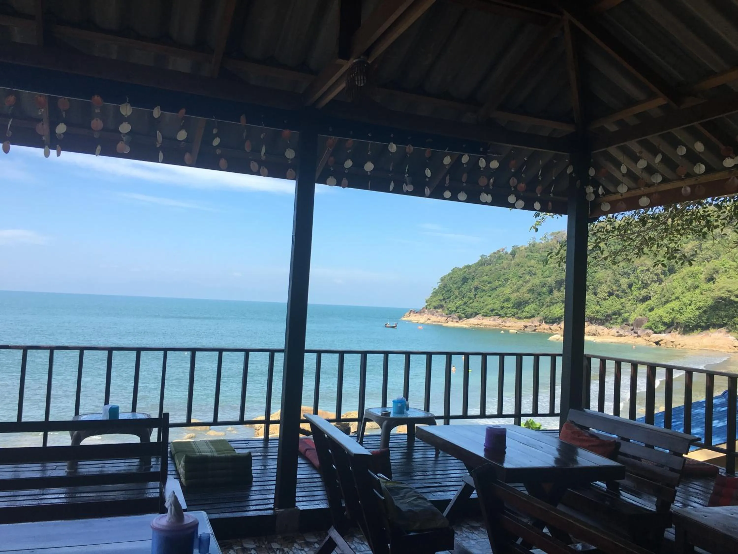 Restaurant/places to eat in Mama's Bungalows Koh Chang Ranong