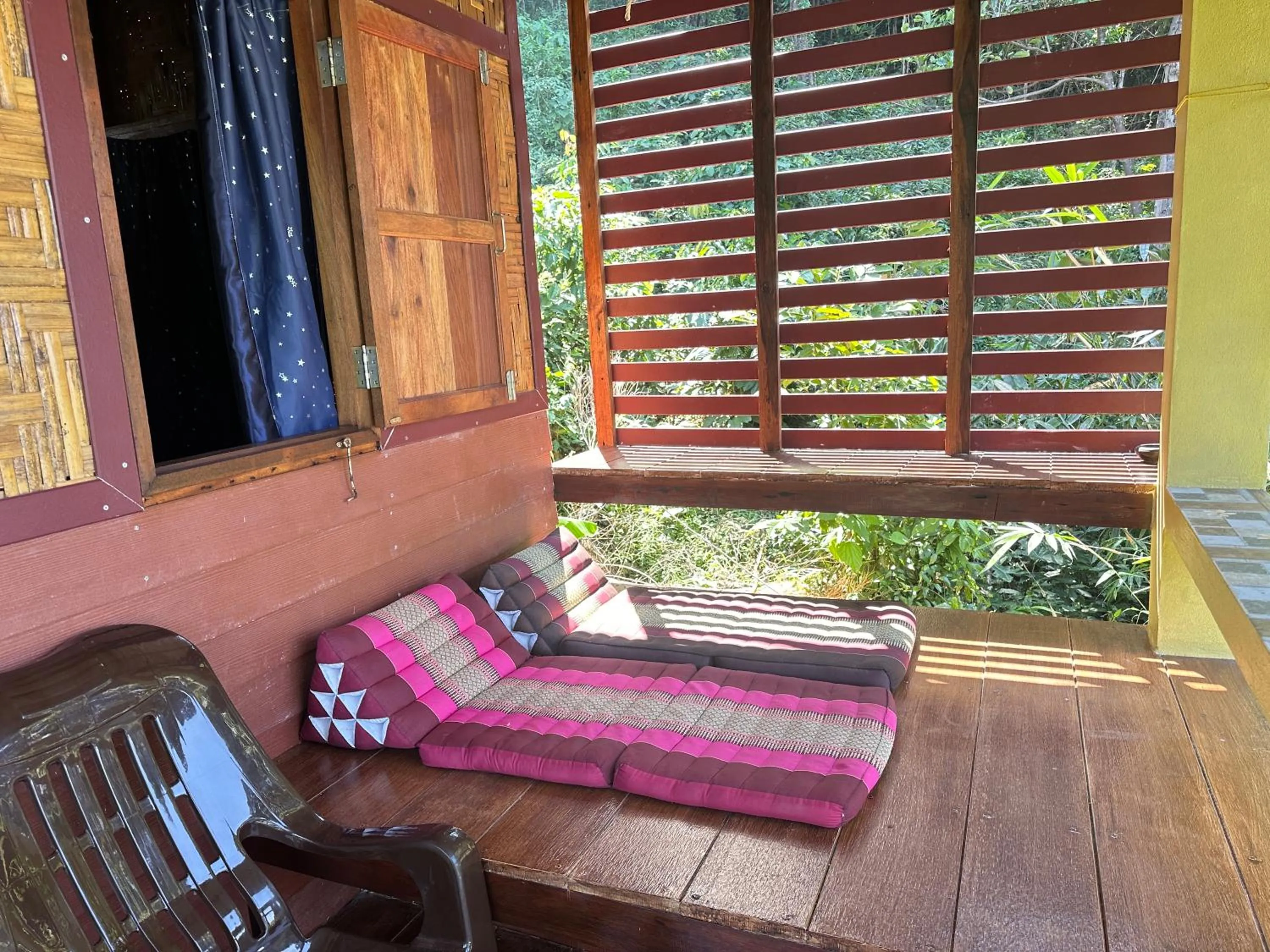 Mama's Bungalows Koh Chang Ranong