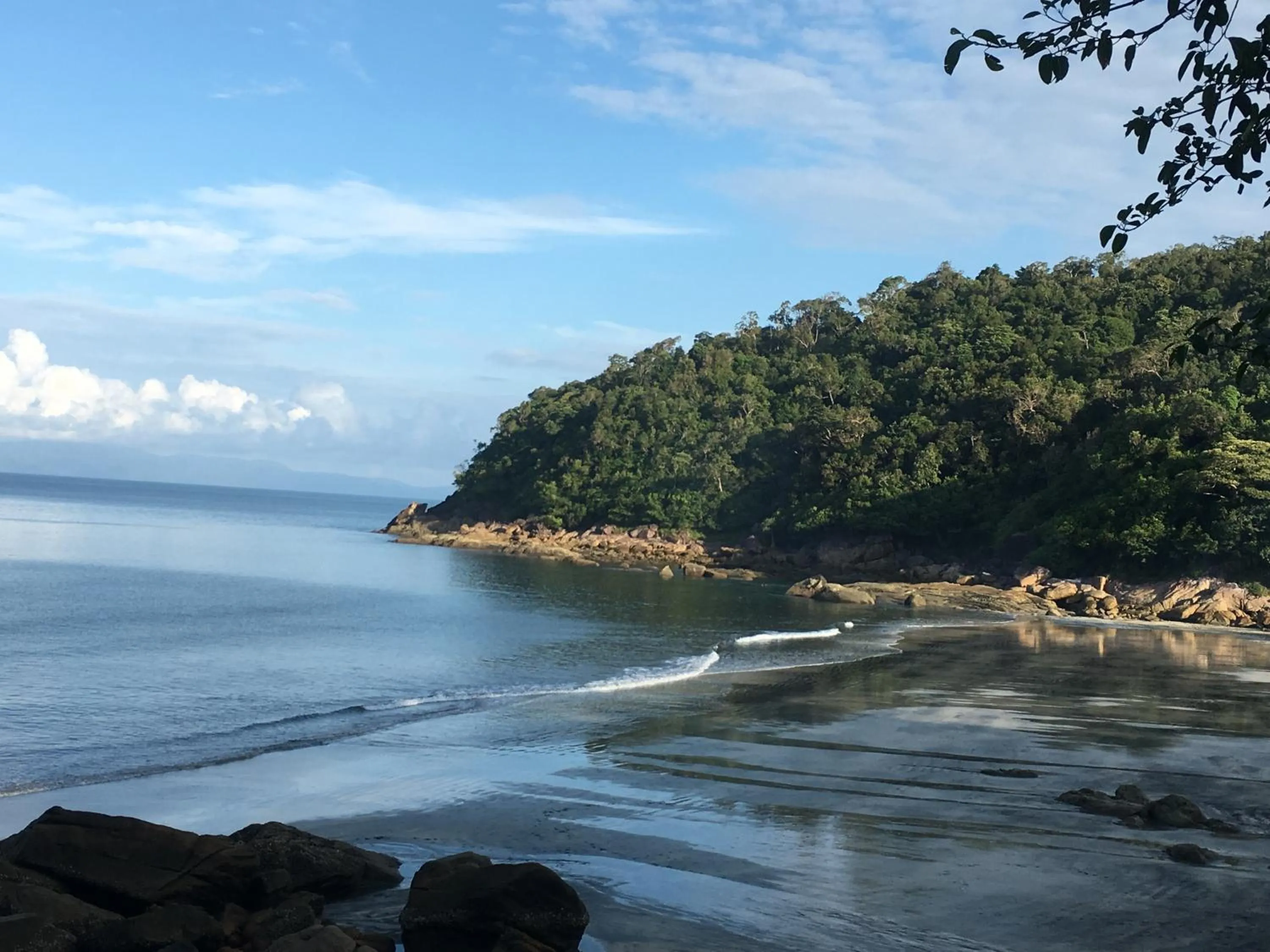 Beach in Mama's Bungalows Koh Chang Ranong