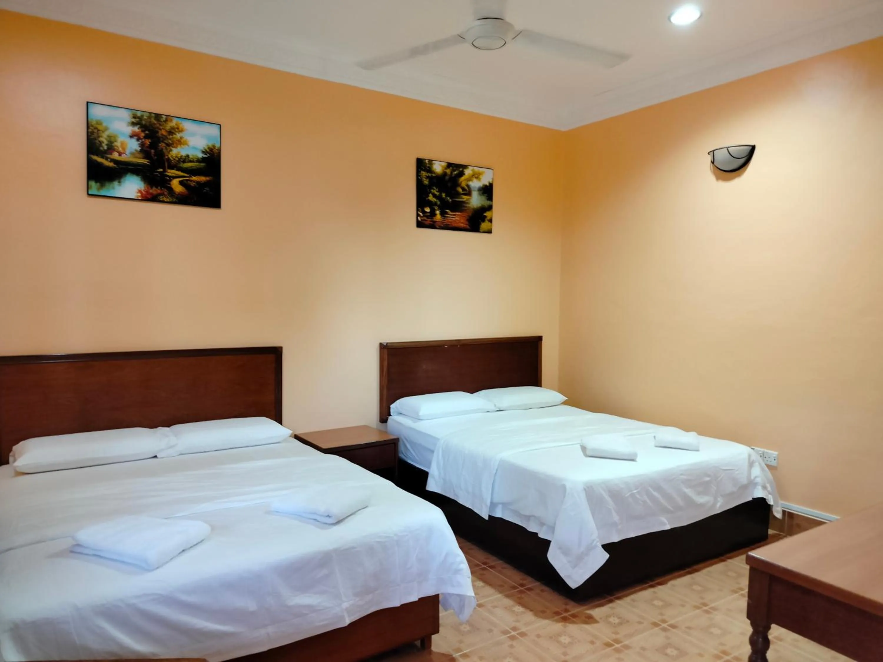 Photo of the whole room, Bed in Restu Chalet Tioman