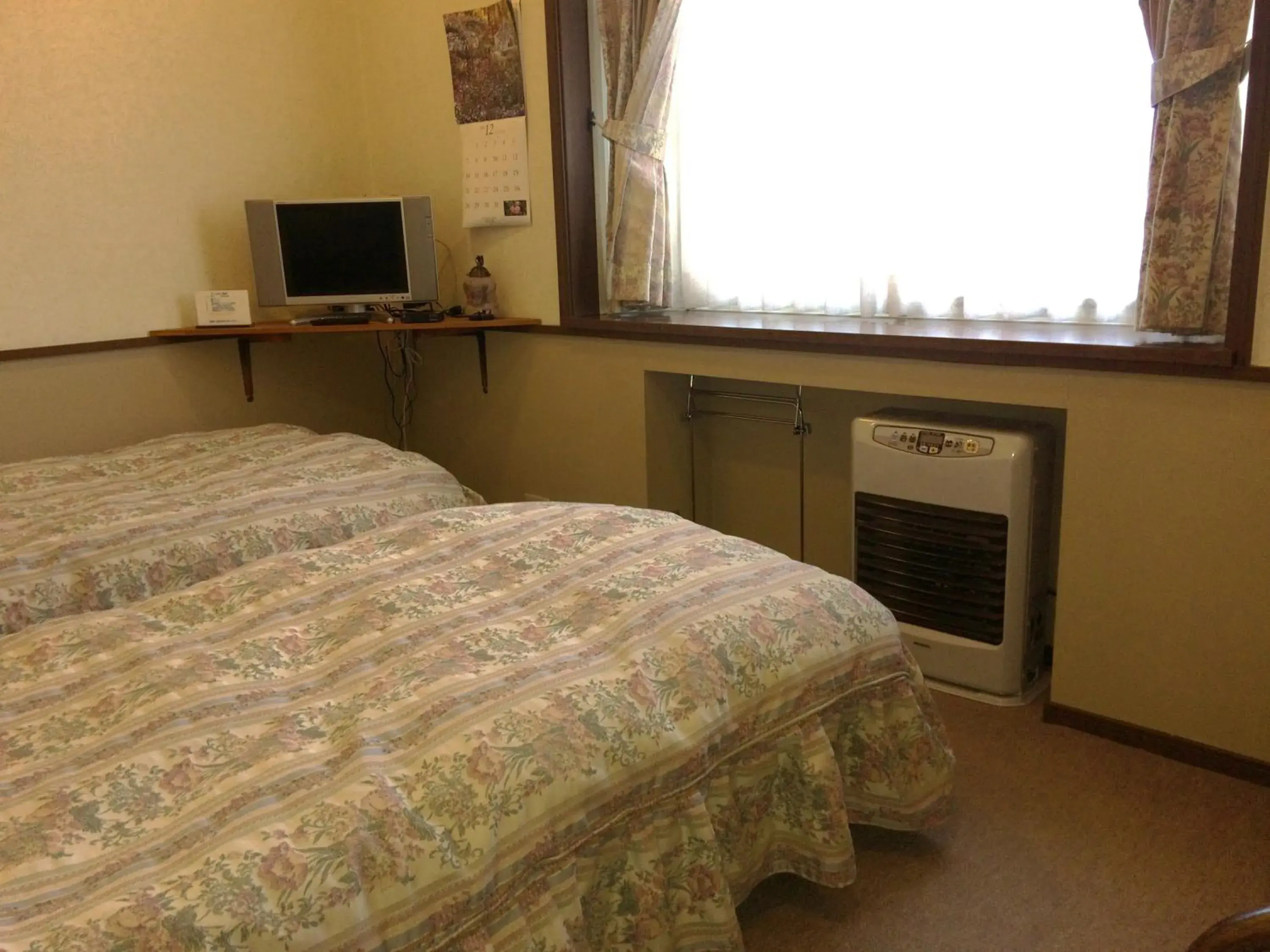 Twin Room with Bathroom - single occupancy in Shikino Yado Subaru Twin Room with Bathroom - single occupancy in Shikino Yado Subaru