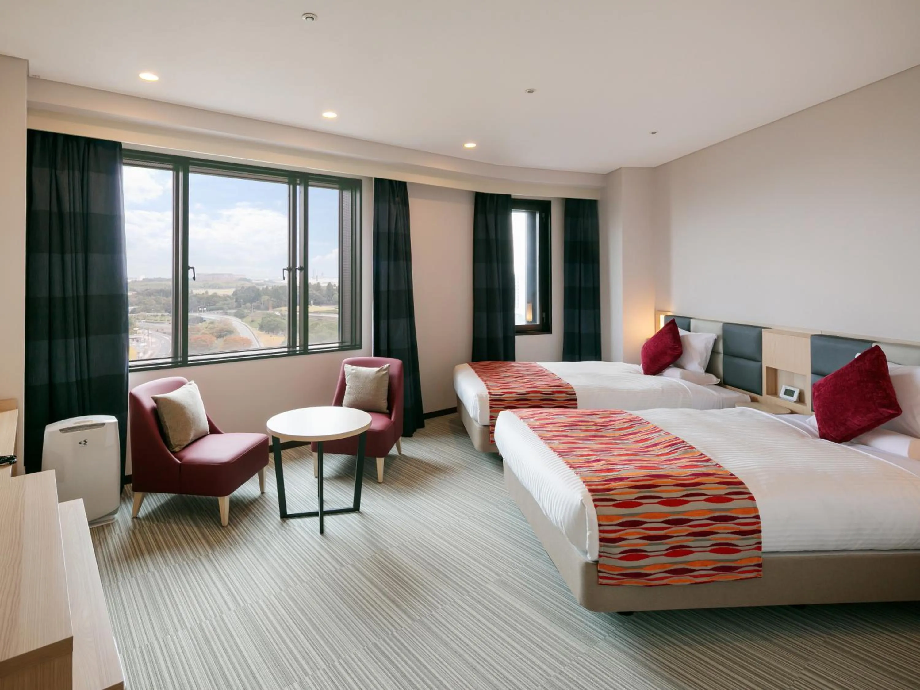 Photo of the whole room, Bed in HOTEL MYSTAYS PREMIER Narita