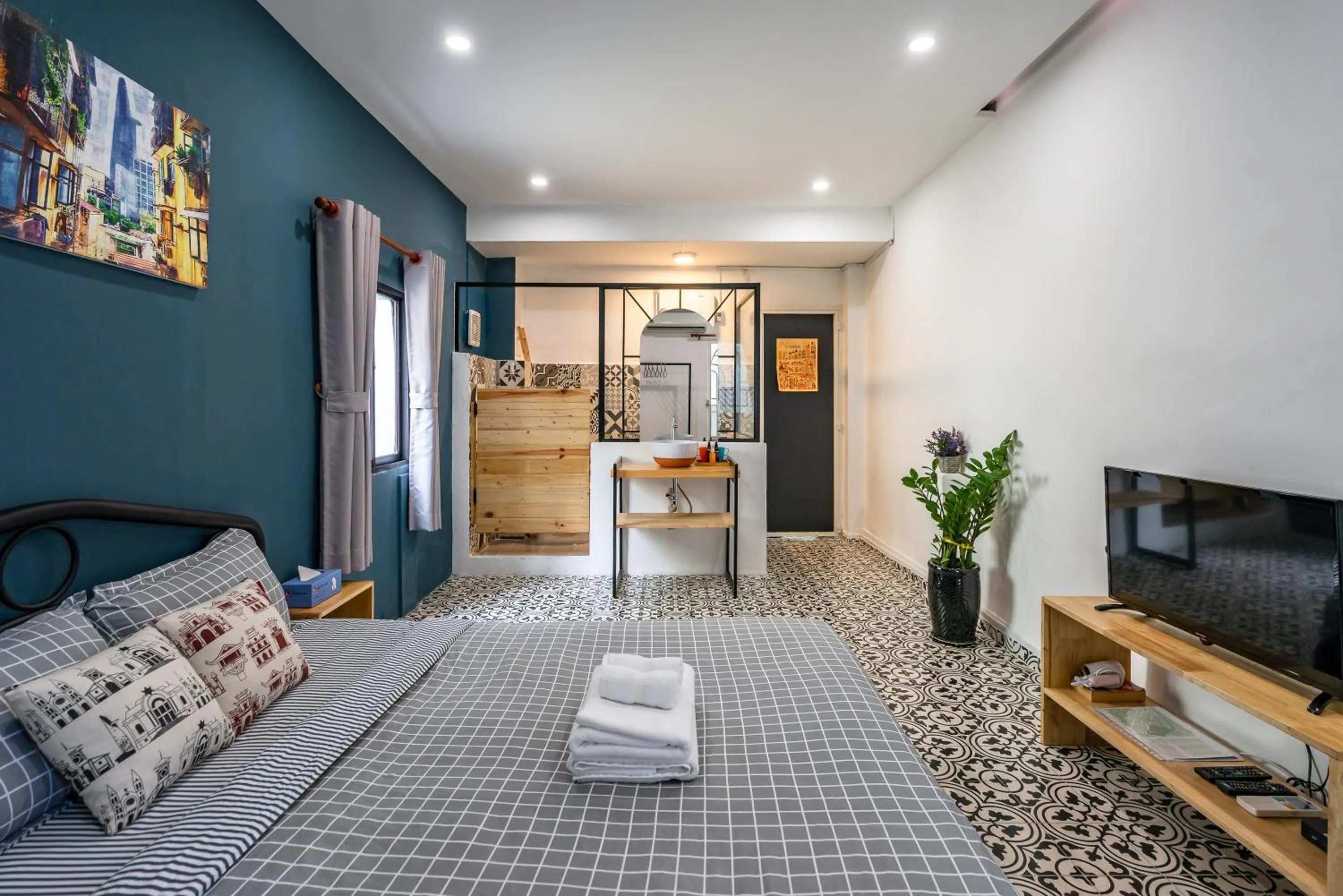 Bed in HoLo Fairy House Saigon - Serviced Homestay