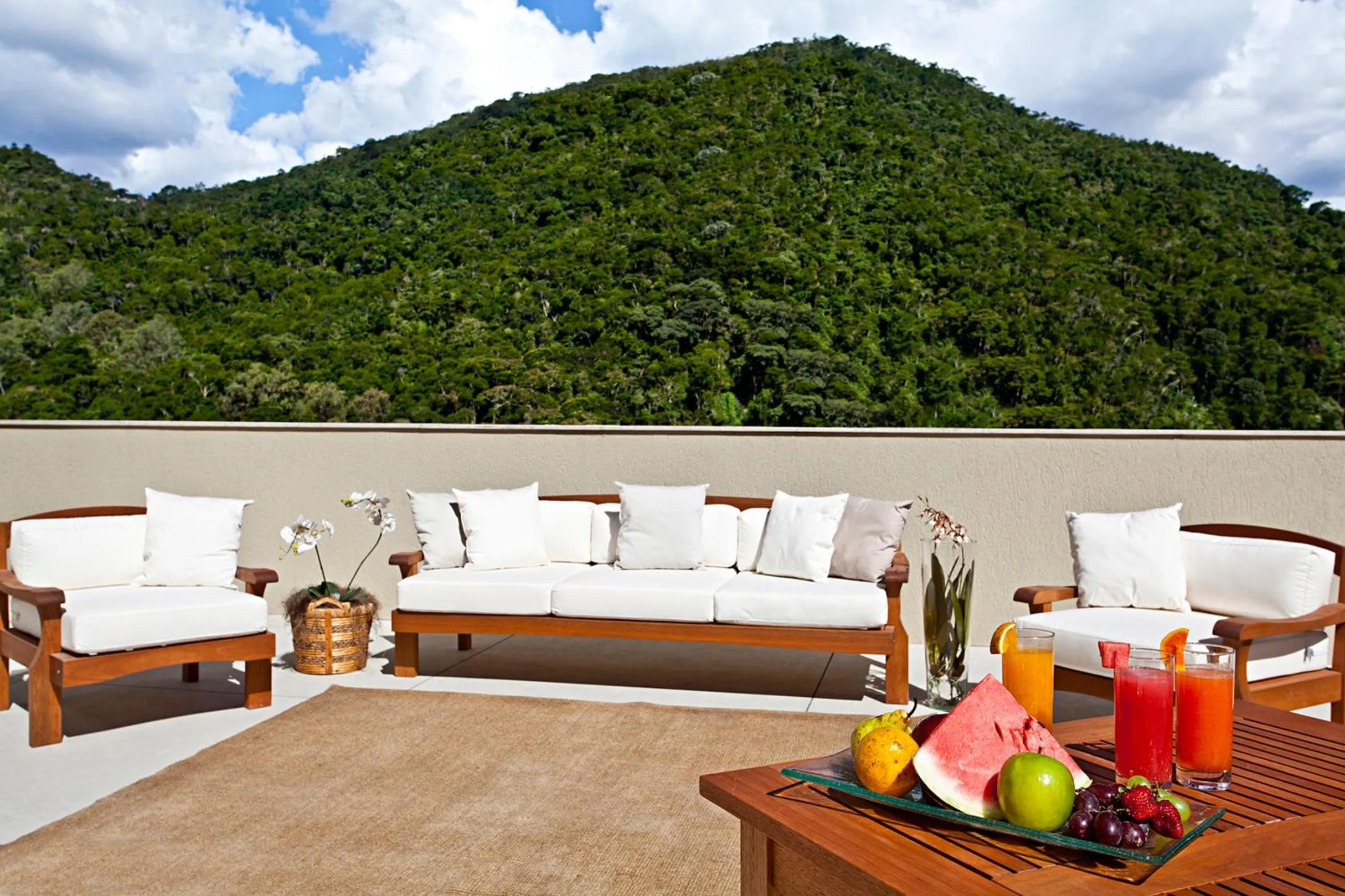 Lounge or bar in Hotel Granja Brasil Resort