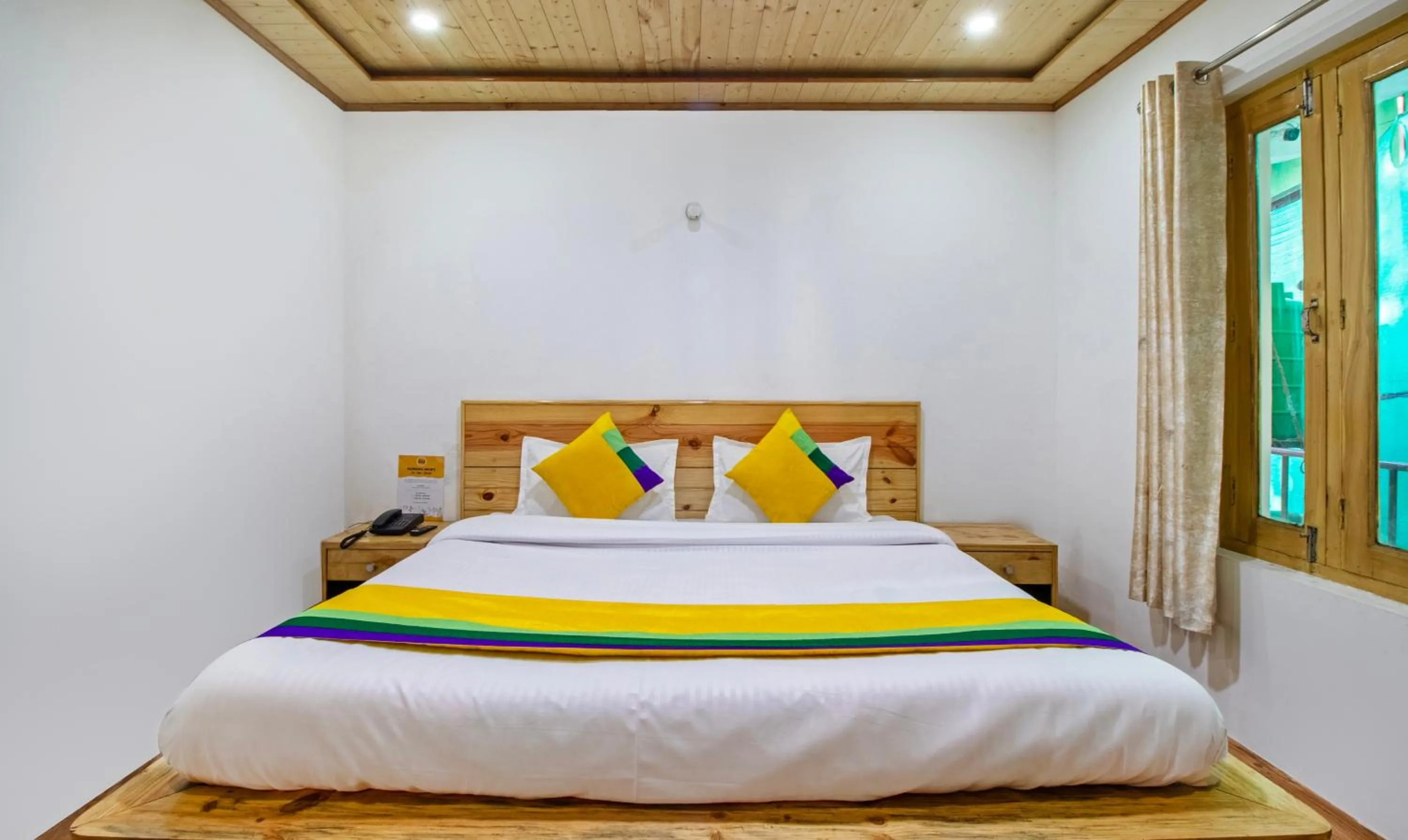 Bedroom, Bed in Itsy Hotels Shri Gv Inn, 600 Mtrs From Tiffin Top