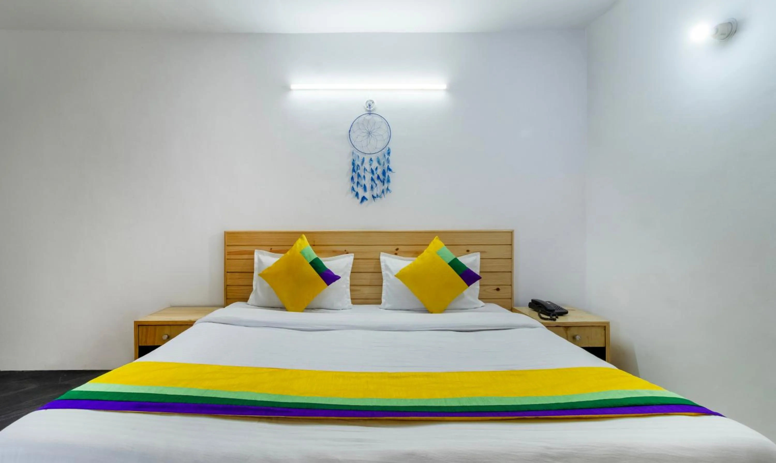 Bedroom, Bed in Itsy Hotels Shri Gv Inn, 600 Mtrs From Tiffin Top