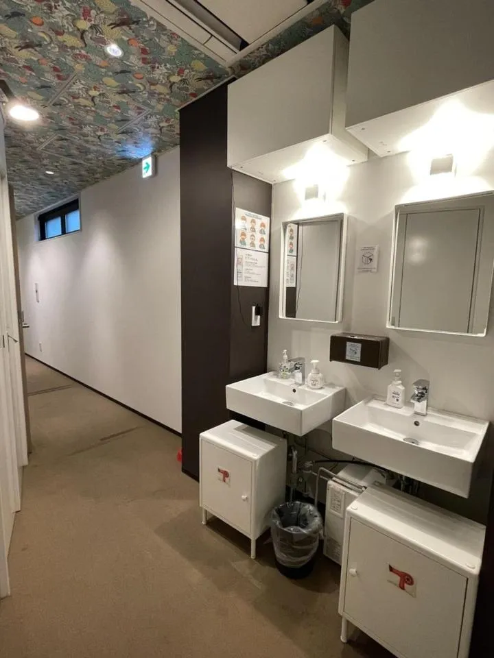 Bathroom in Dot Hotel Hangout