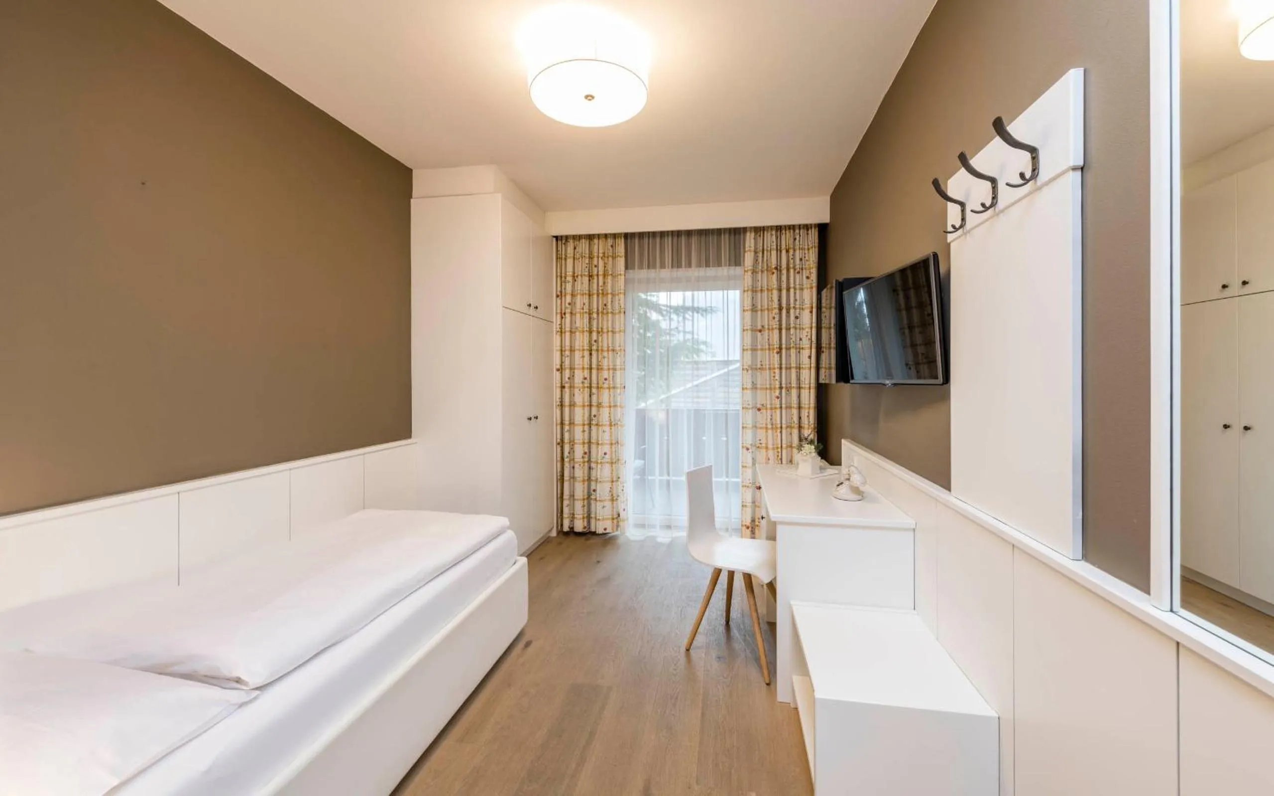 Bedroom, Bed in Hotel Lener