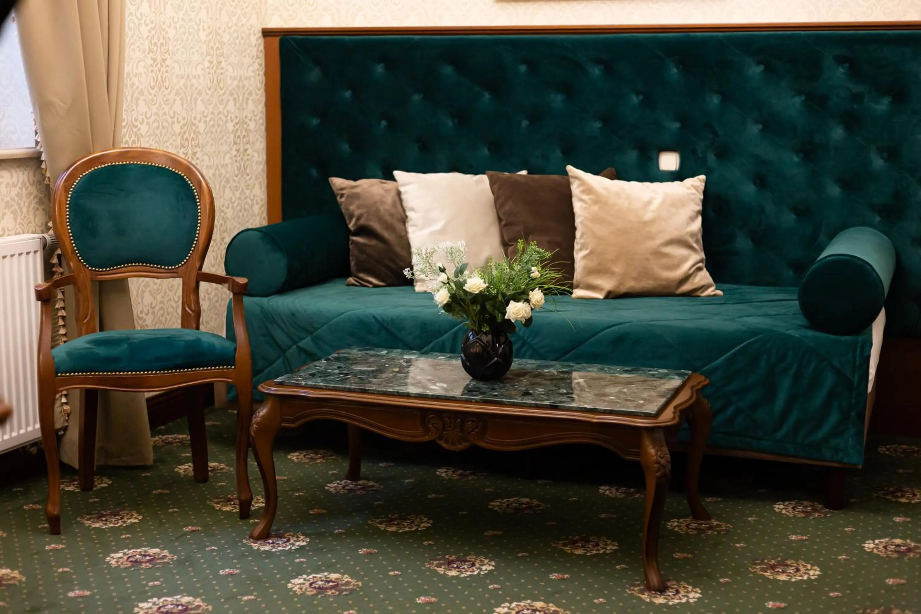 Living room in Chopin Hotel