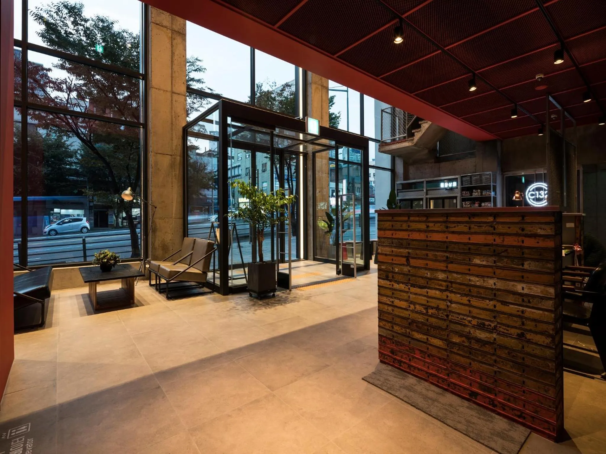 Property building in H Avenue Hotel Dongdaemun Sungshin