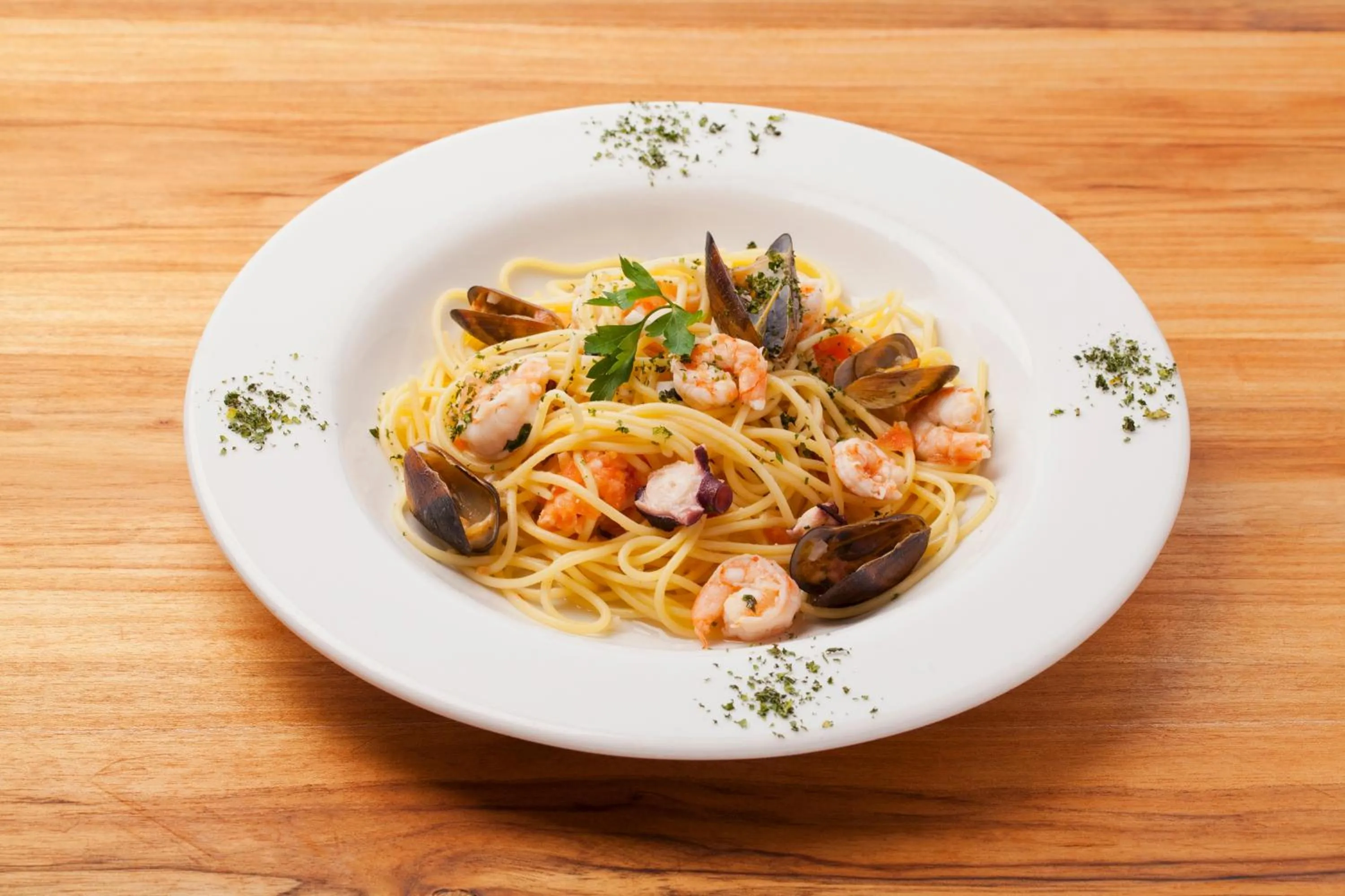 Restaurant/places to eat in El Crater