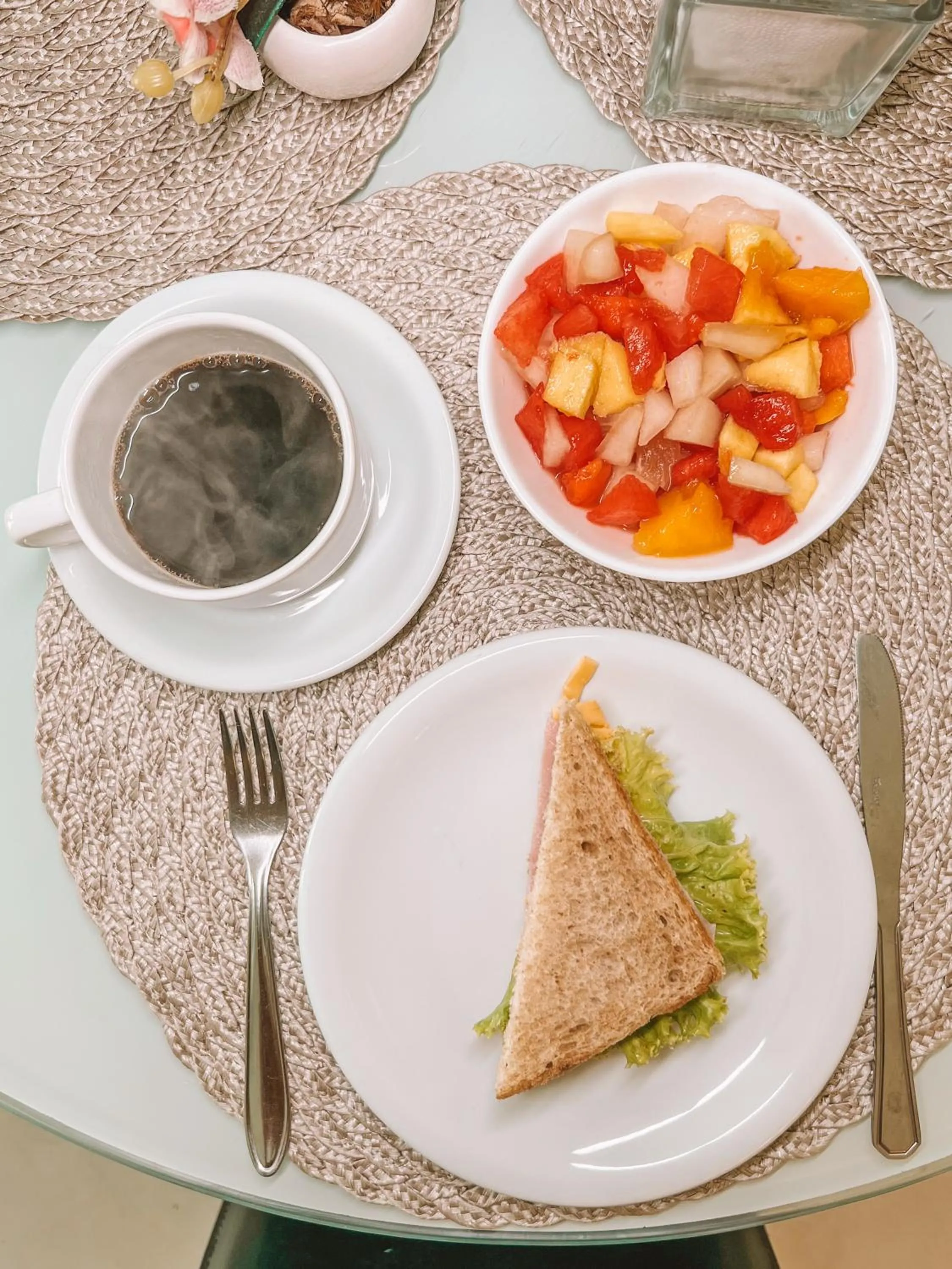 Food and drinks in Absolutte Hotel