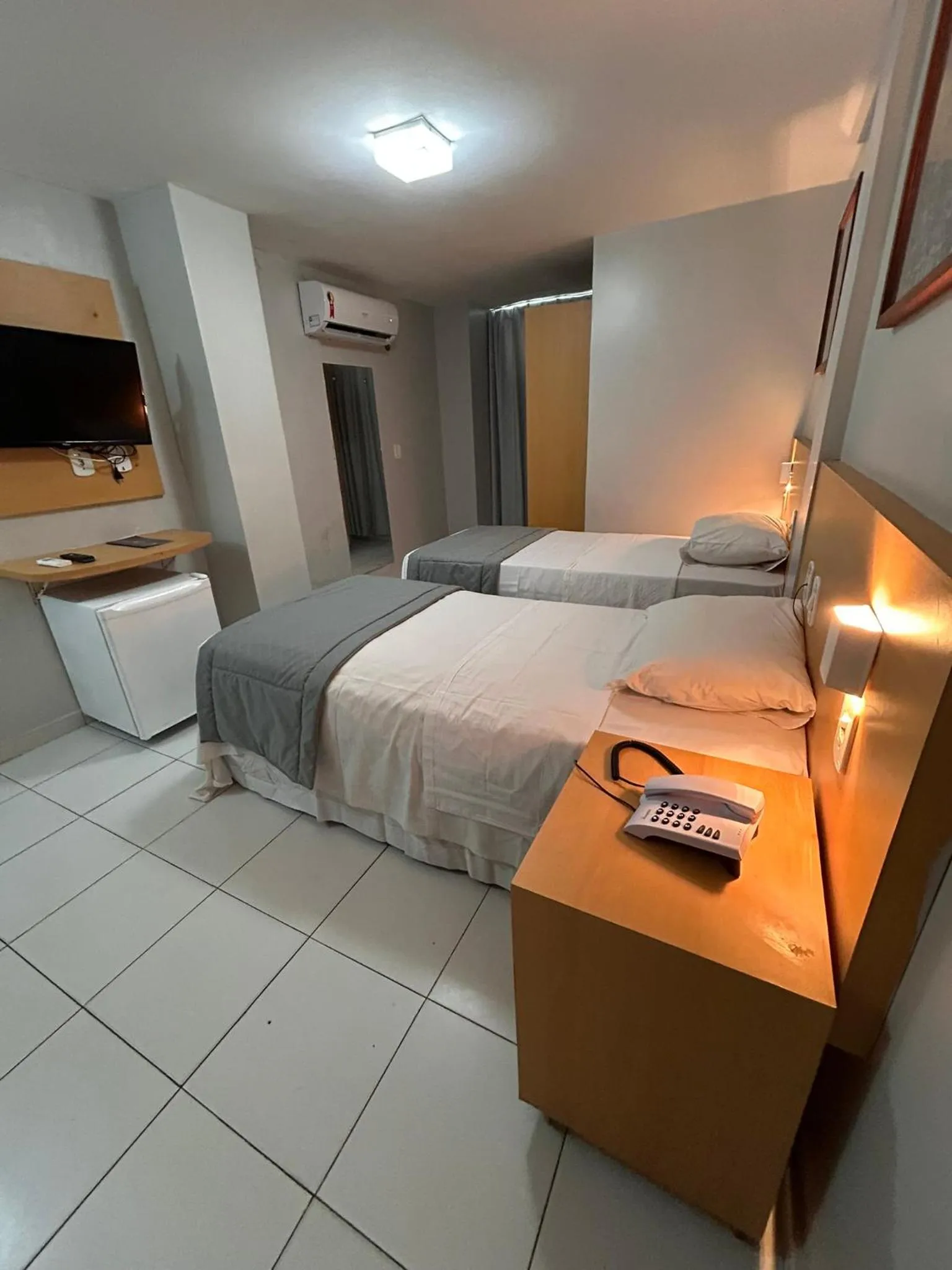 TV and multimedia, Bed in Absolutte Hotel