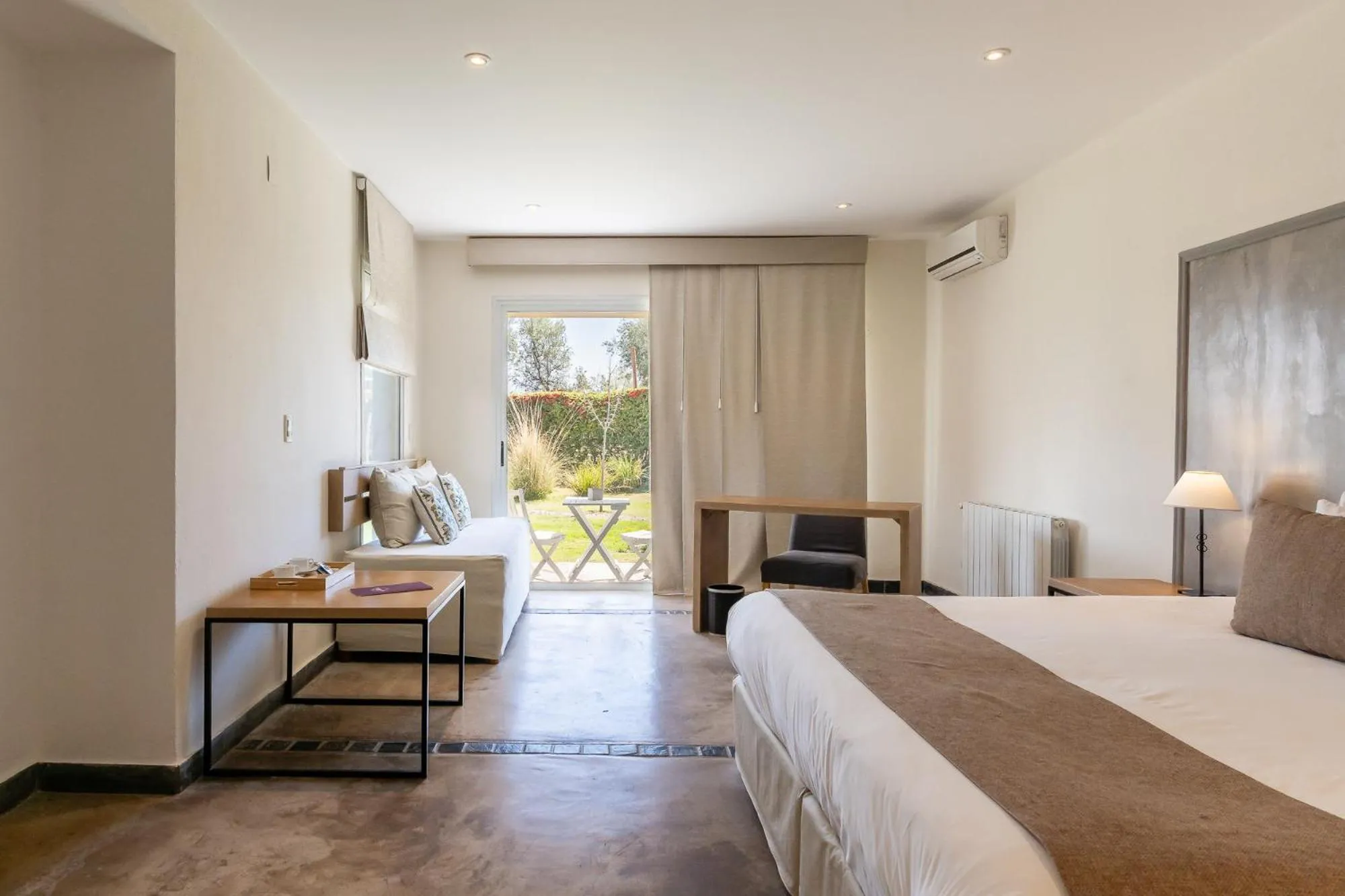 Bedroom, Bed in Villa Mansa