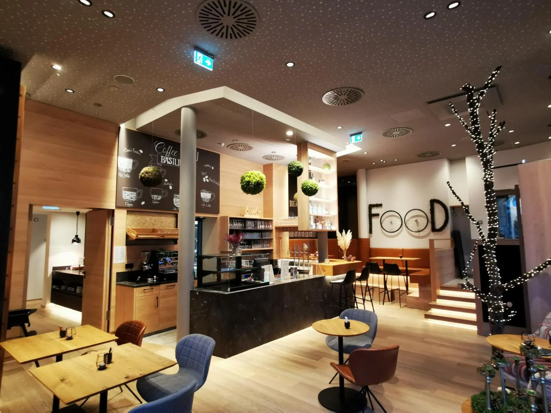 Restaurant/places to eat in Hotel Johanns